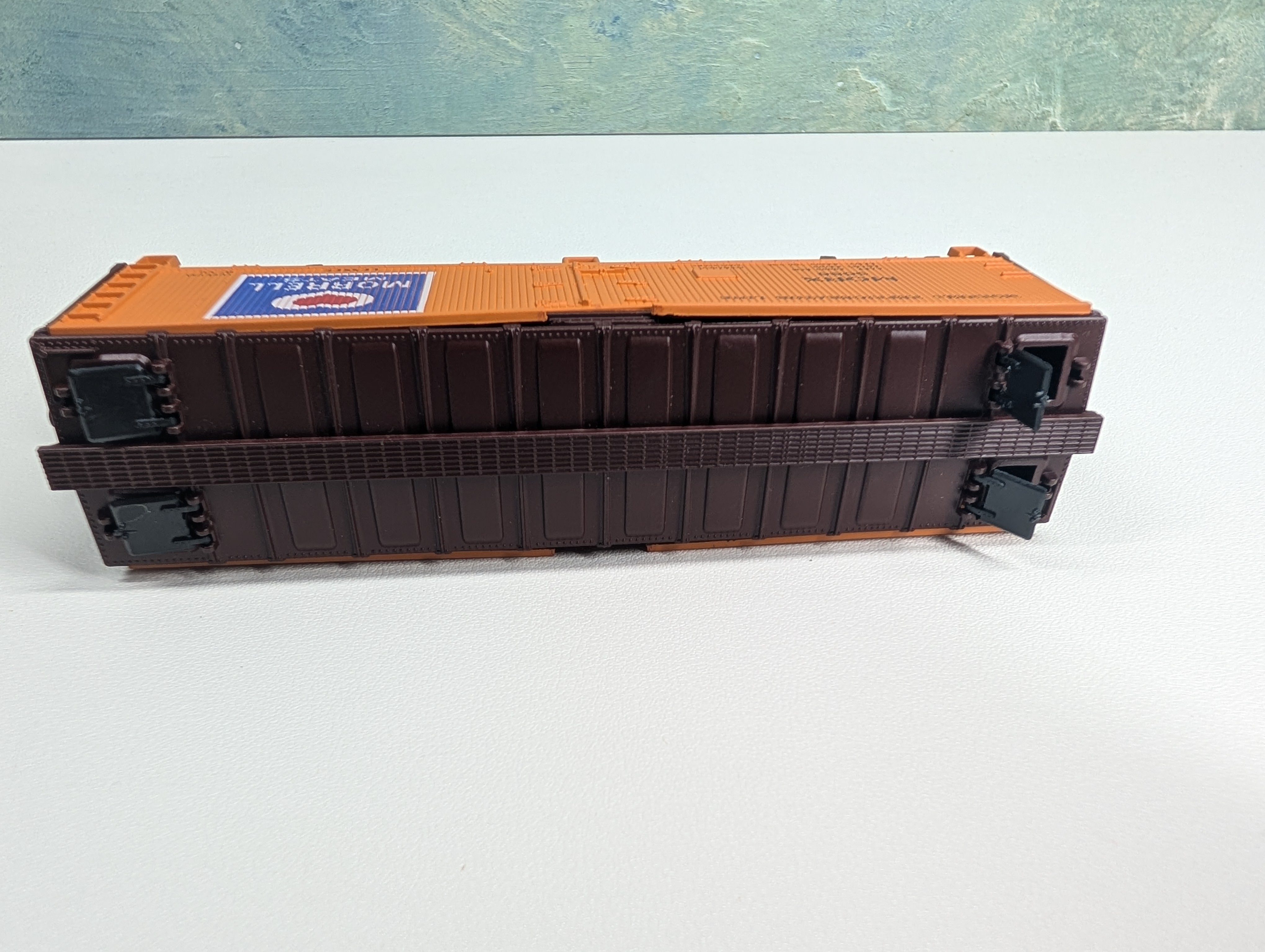 USED Athearn HO Scale 40' Reefer Morrell Meats MORX #9086