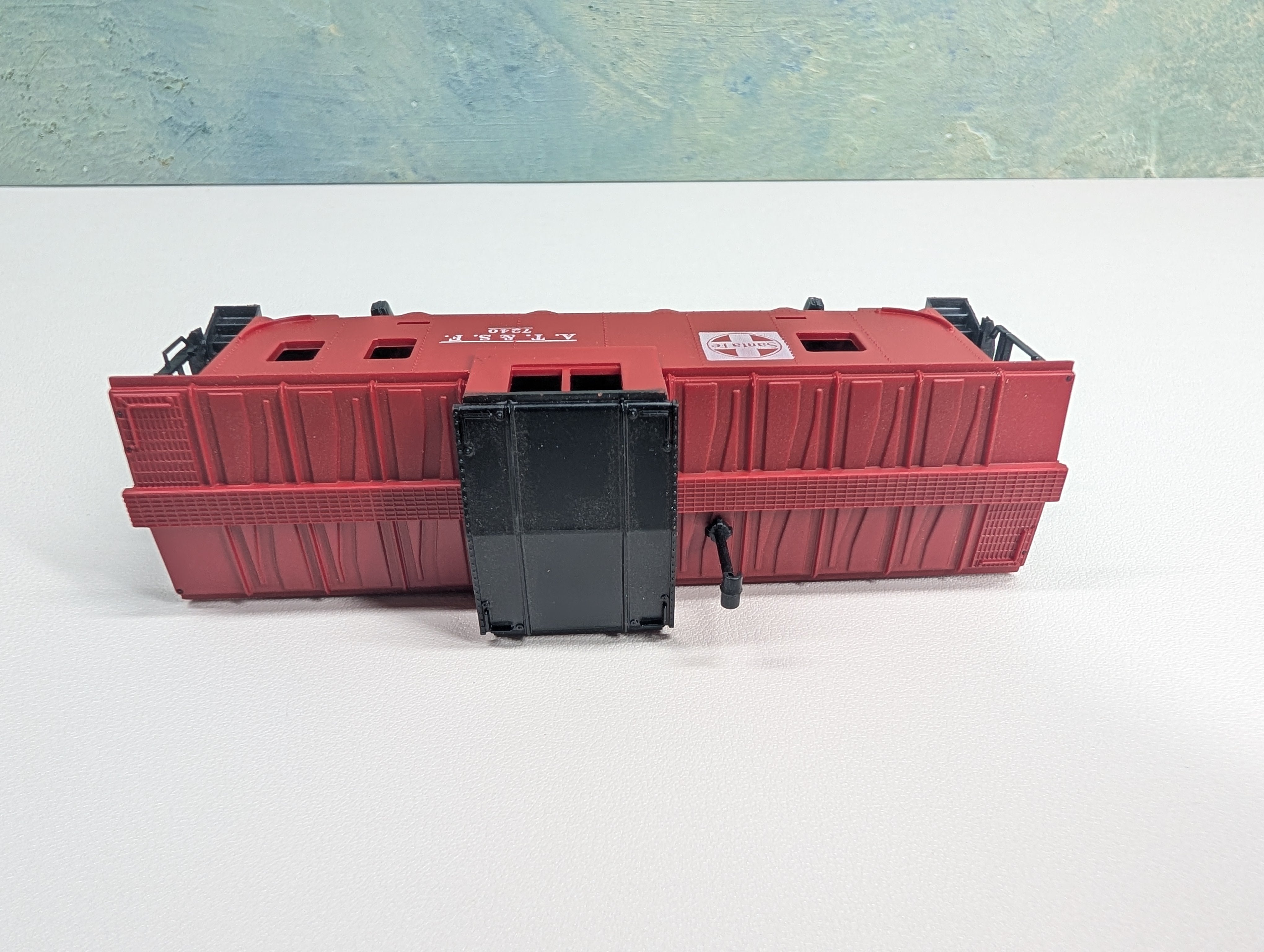 USED Tyco HO Scale Caboose Santa Fe ATSF #7240