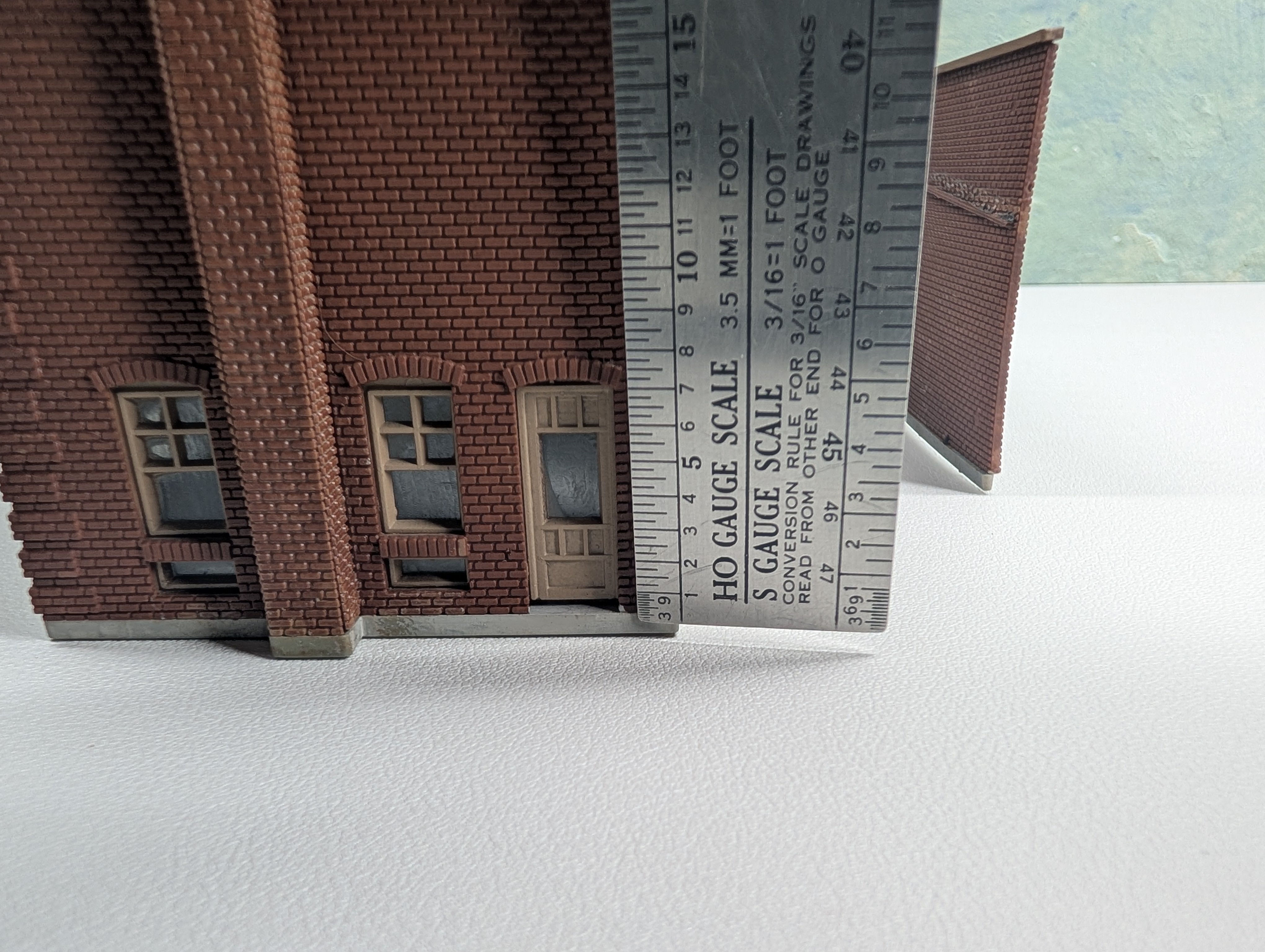 USED HO Scale Coal Coke Warehouse, Brick Building, Small Warehouse