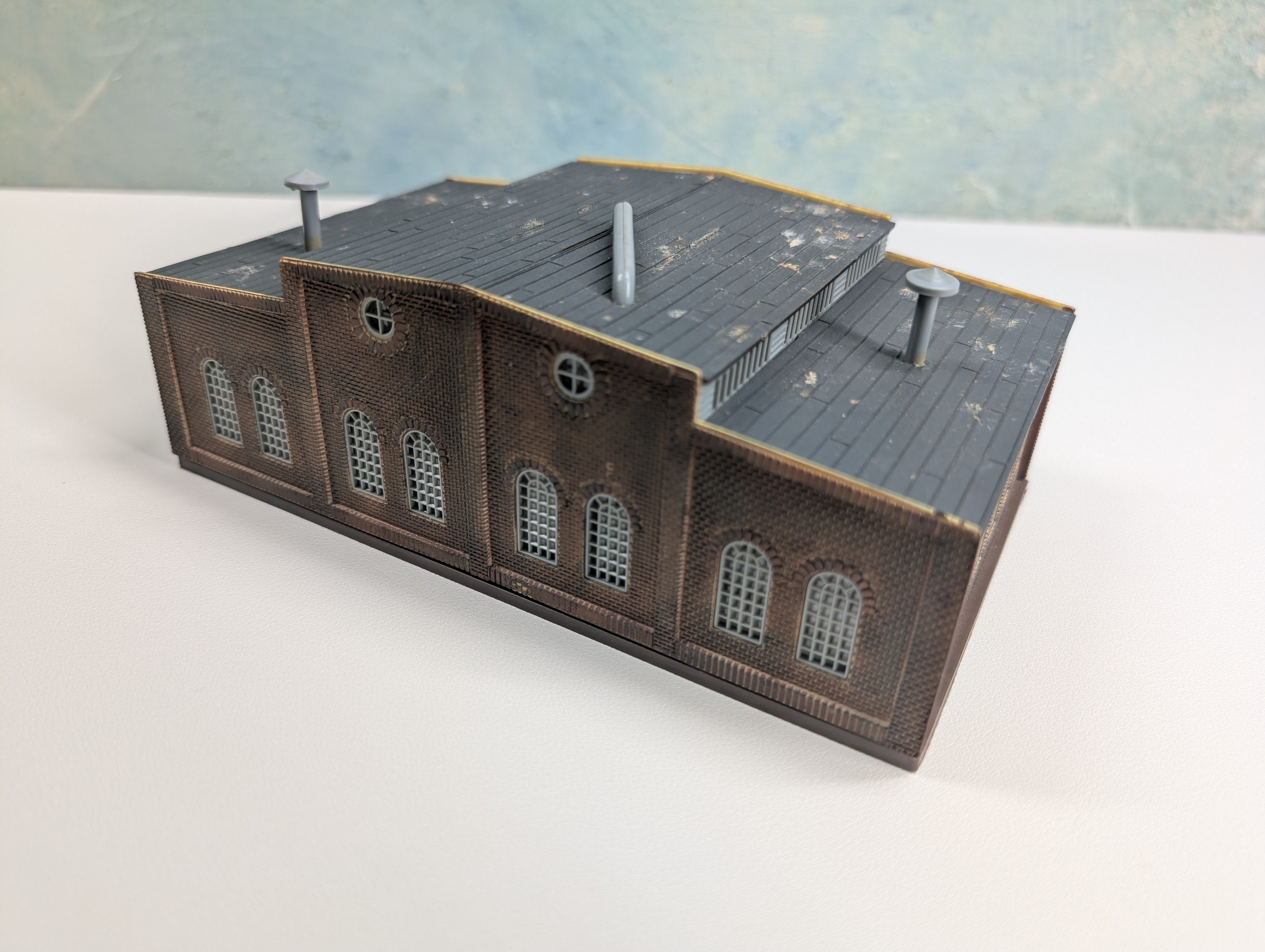 USED Walthers HO Scale Small Brick Warehouse, Small Manufacturing Factory