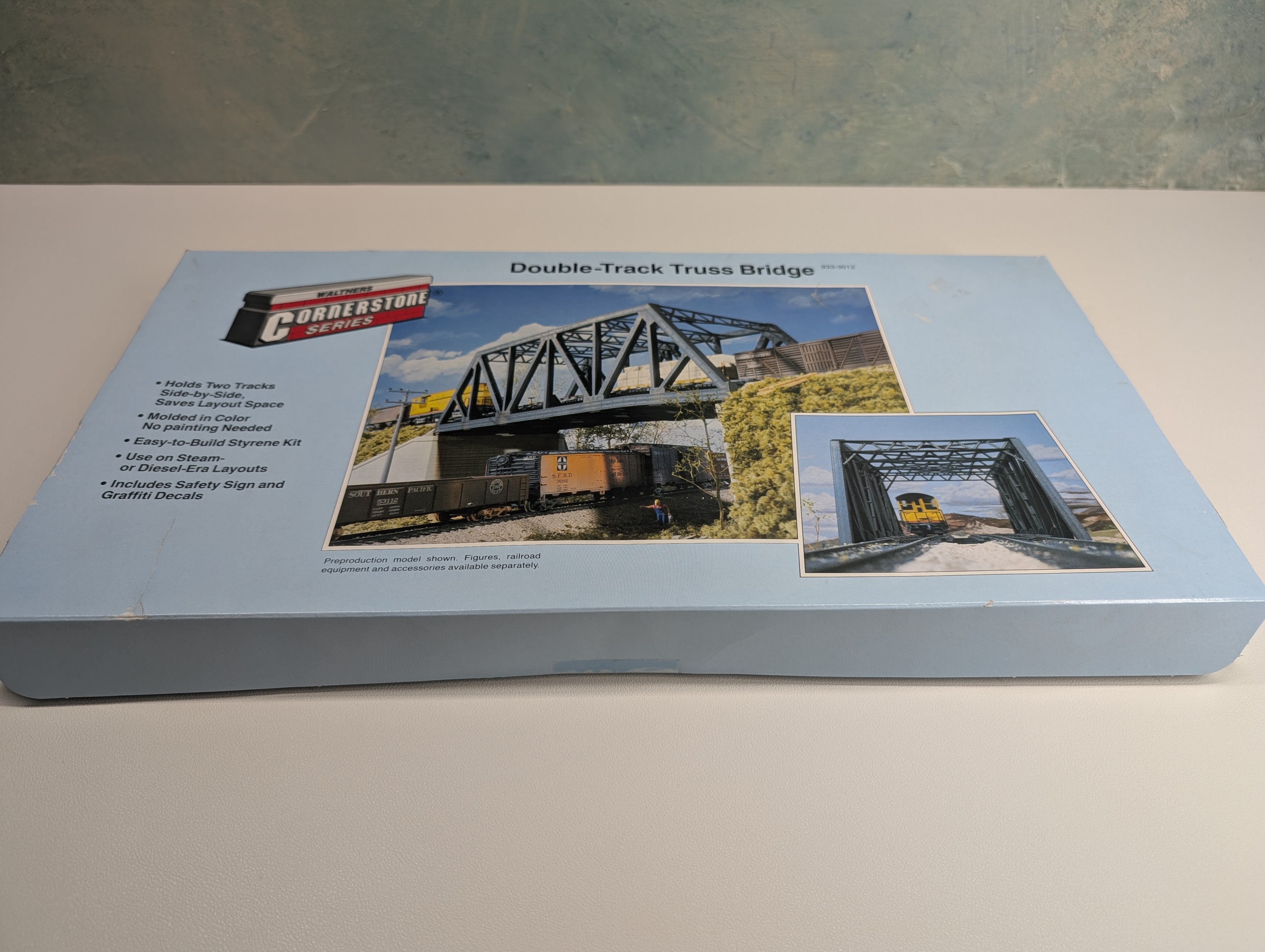 Walthers 933-3012 HO Scale Double-Track Truss Bridge