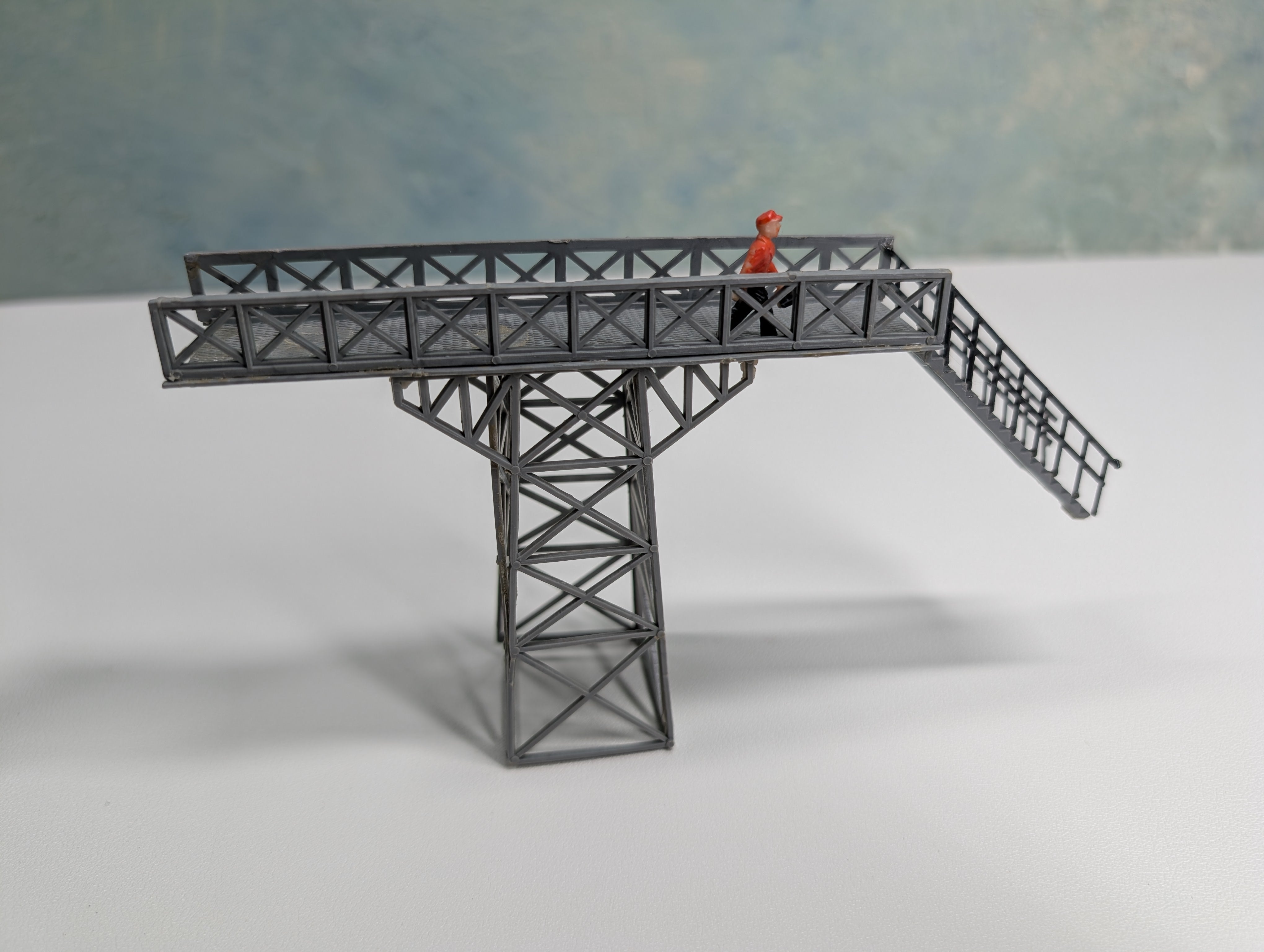 USED HO Scale Parts of a Pedestrian Bridge