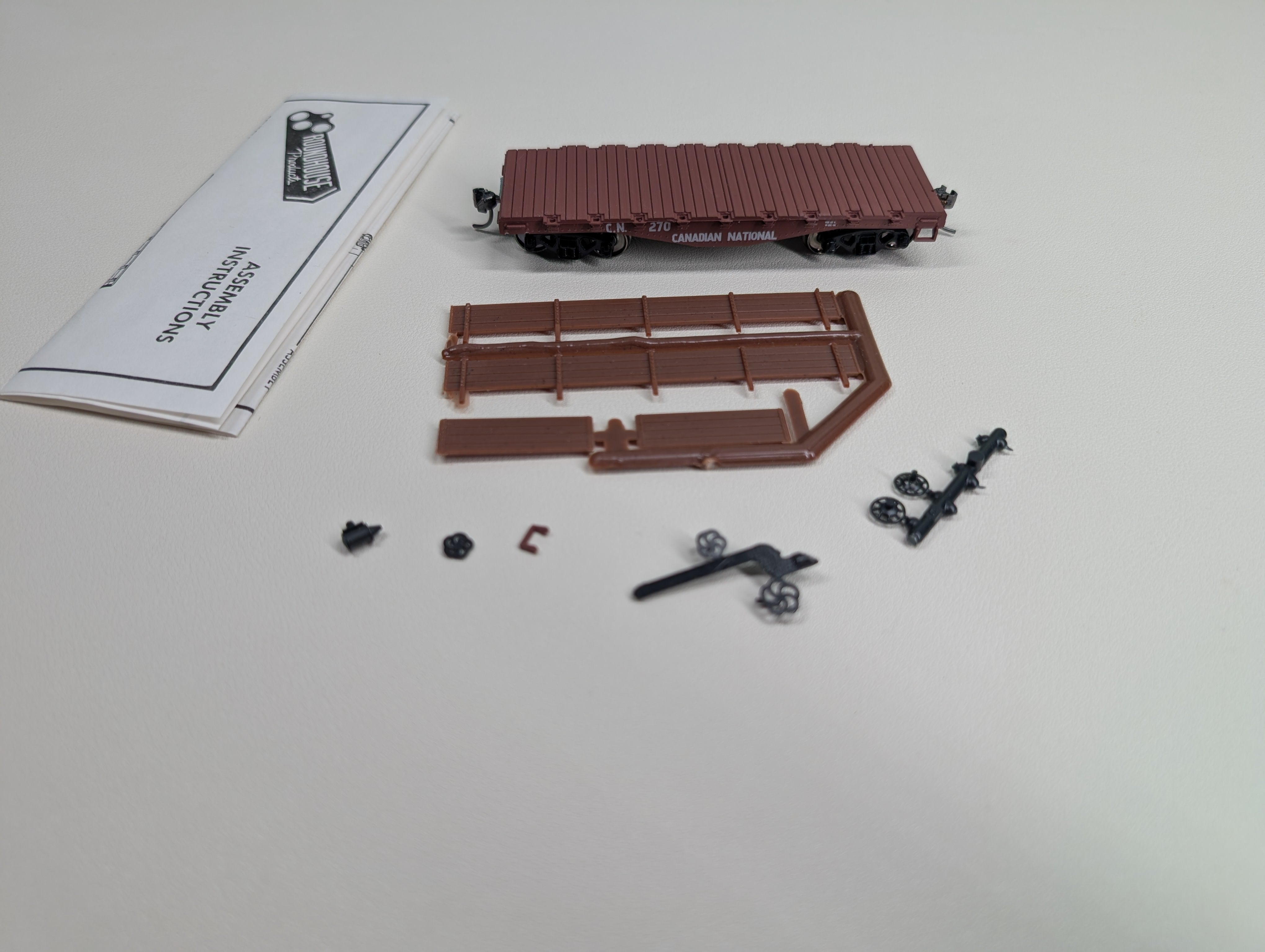 USED Roundhouse HO Scale Flat Car Gondola Canadian National CN #270