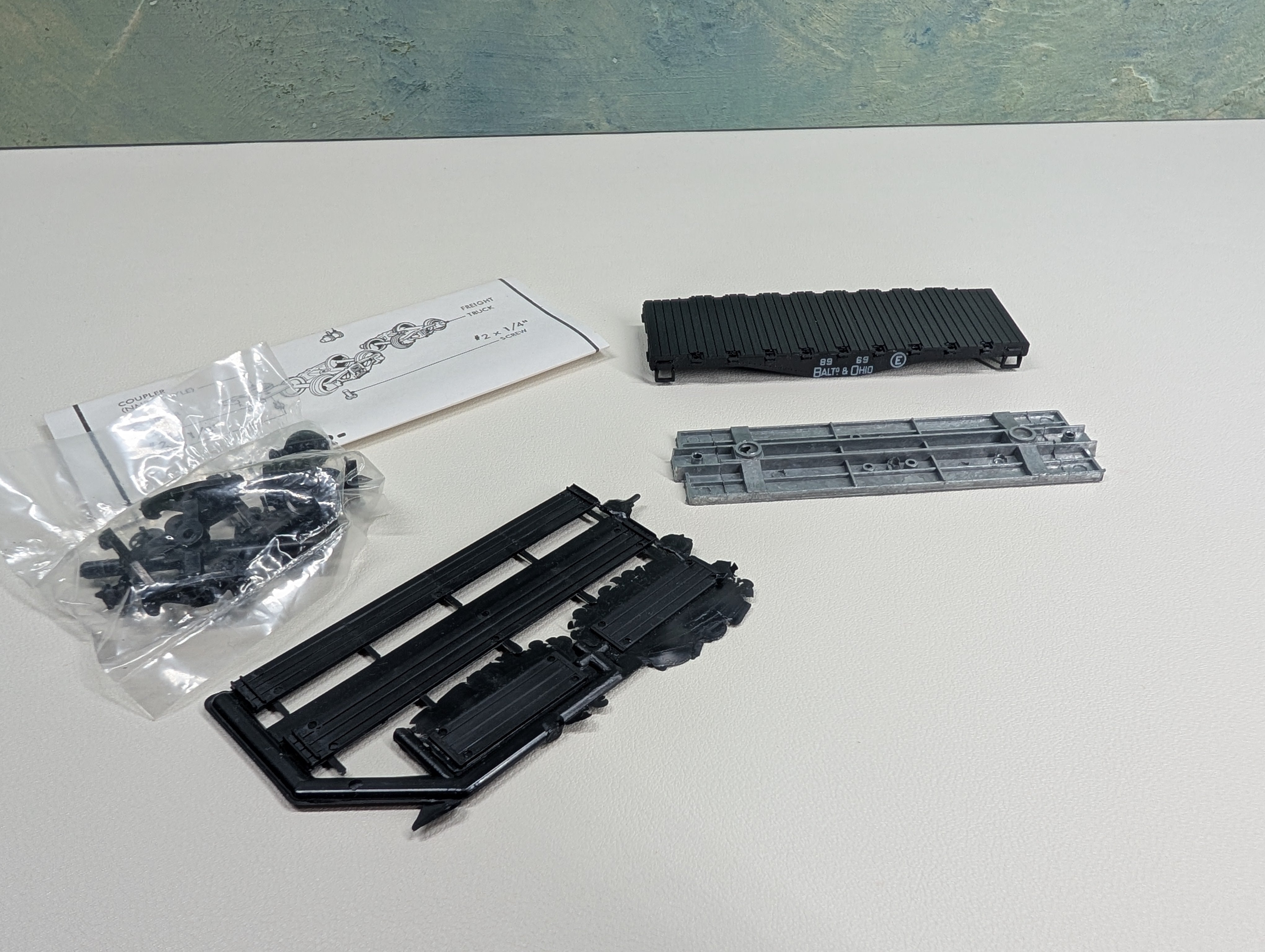 USED Roundhouse HO Scale Flat Car Gondola Baltimore and Ohio #8969