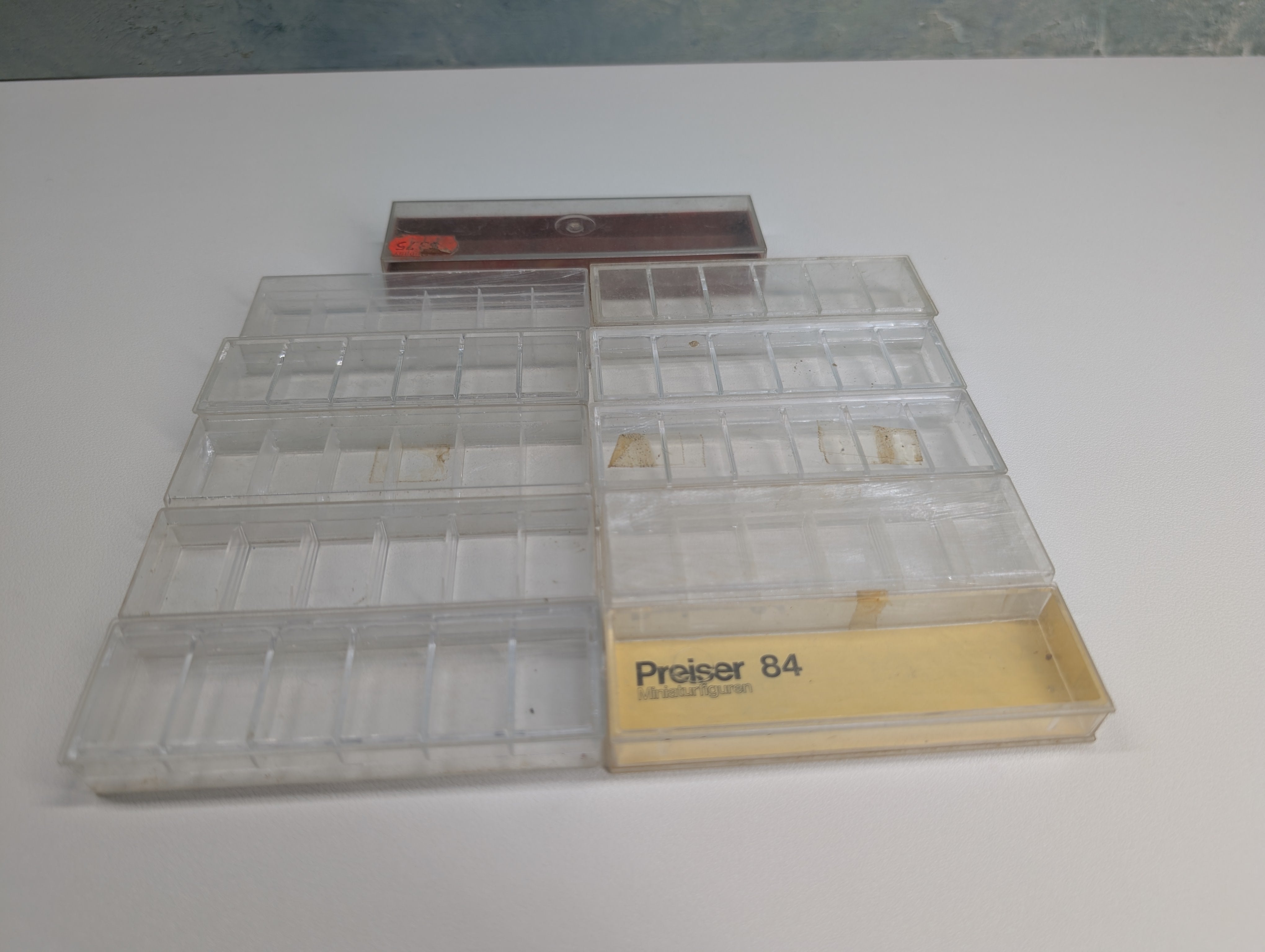 USED HO Scale Empty Plastic Train Boxes for Storage (11 pcs)