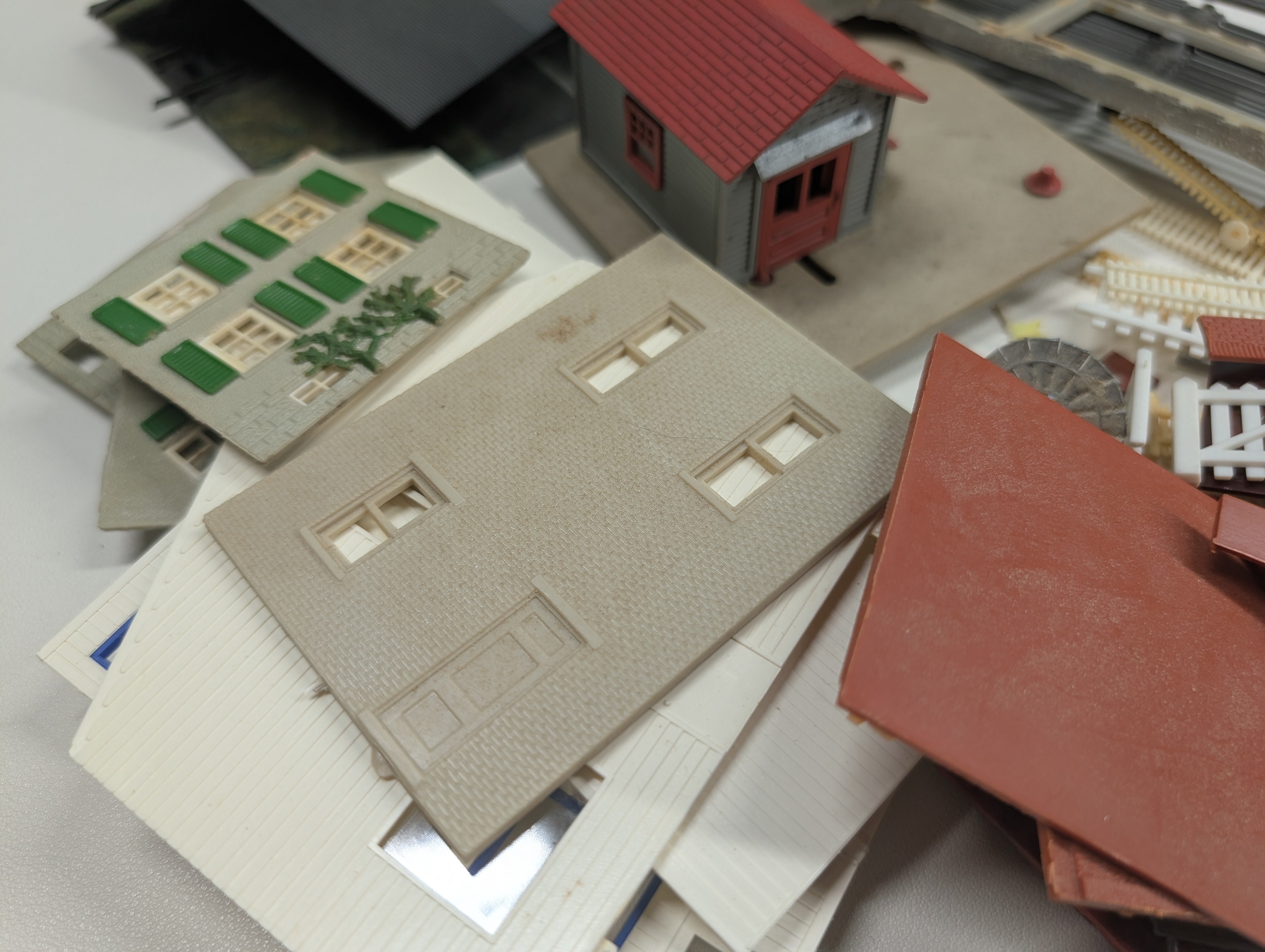 USED HO Scale Lot of Various Building Parts / Pieces, Scratch Building Parts