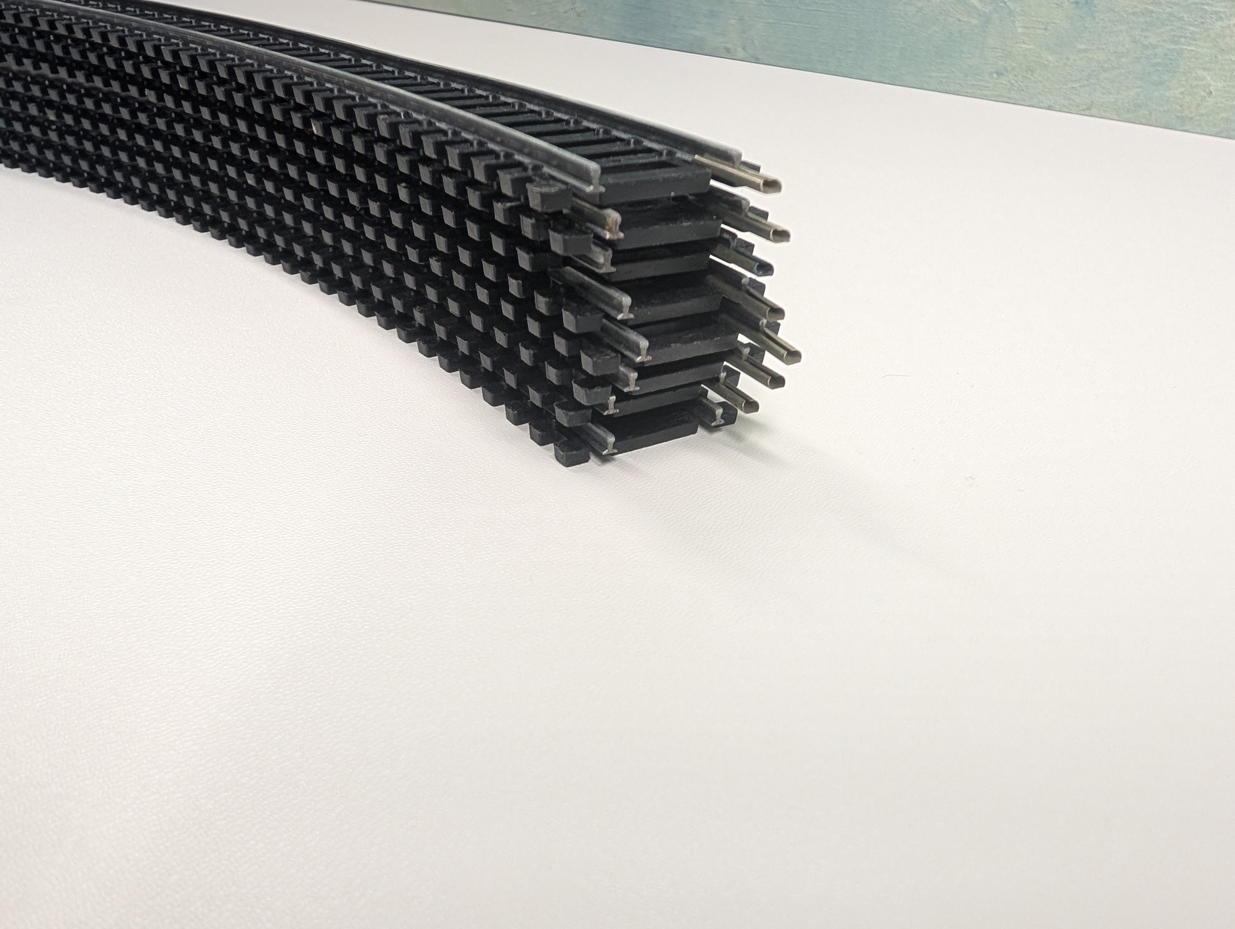 USED Tyco HO Scale 18" Radius Curve Track Code 100 Silver (8 pcs)