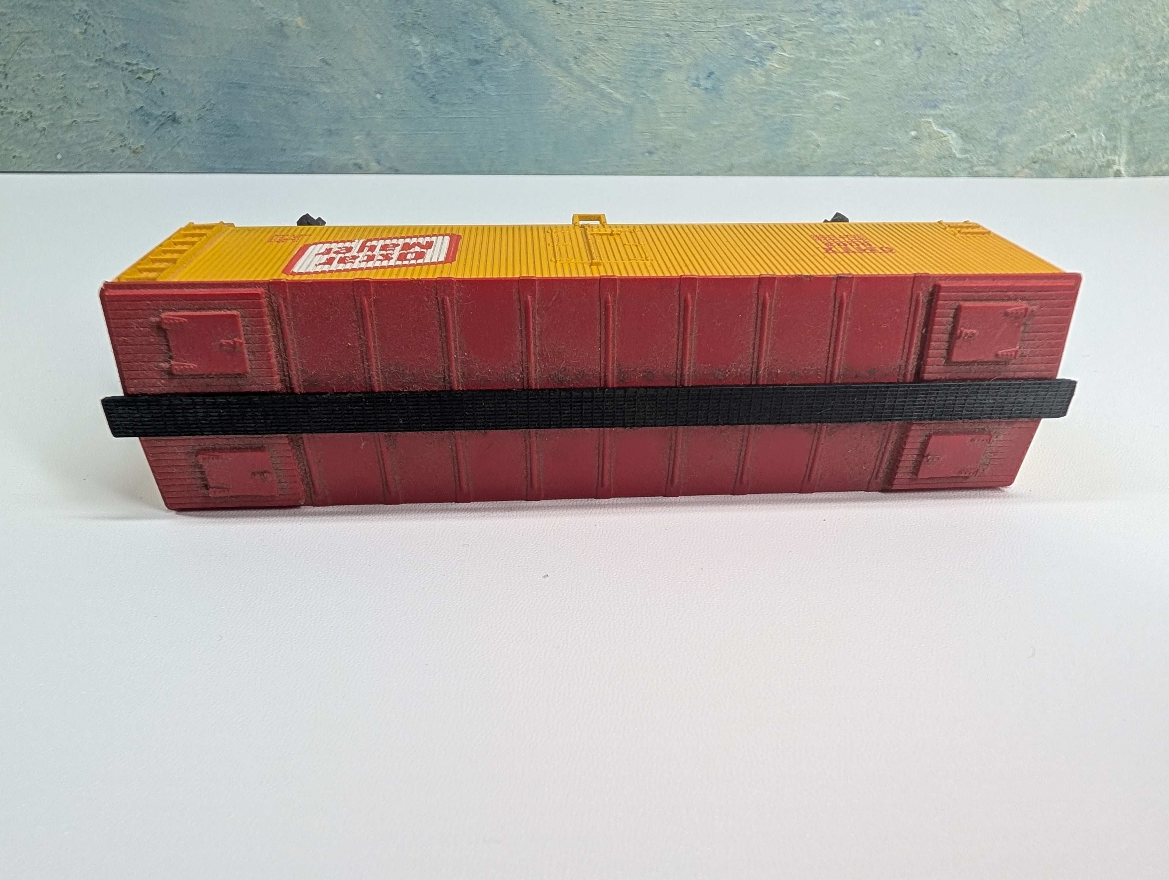 USED AHM HO Scale 40' Wooden Reefer Box Car Oscar Mayer OMTX #5003