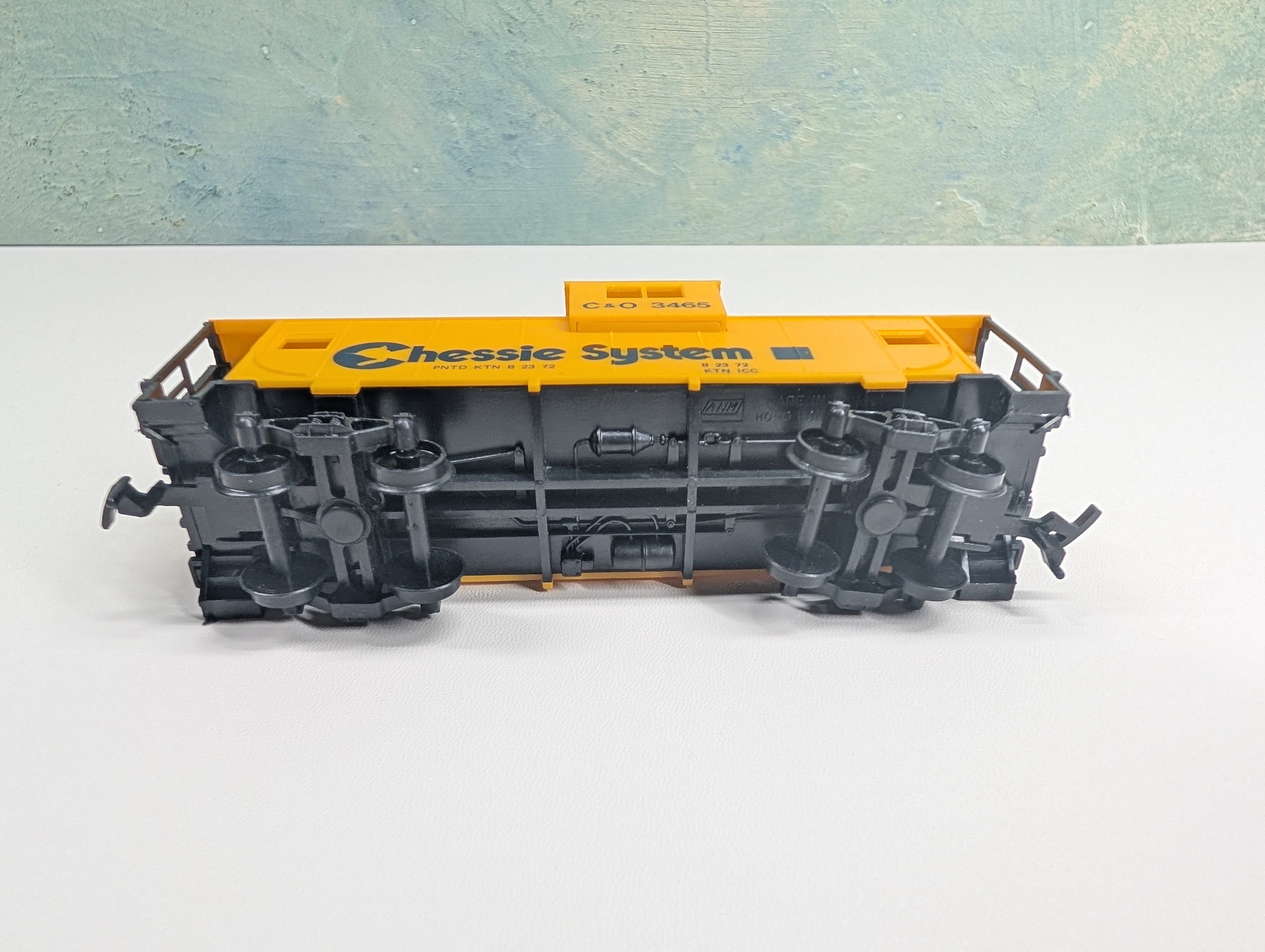 USED AHM HO Scale Caboose Chessie System C&O #3465