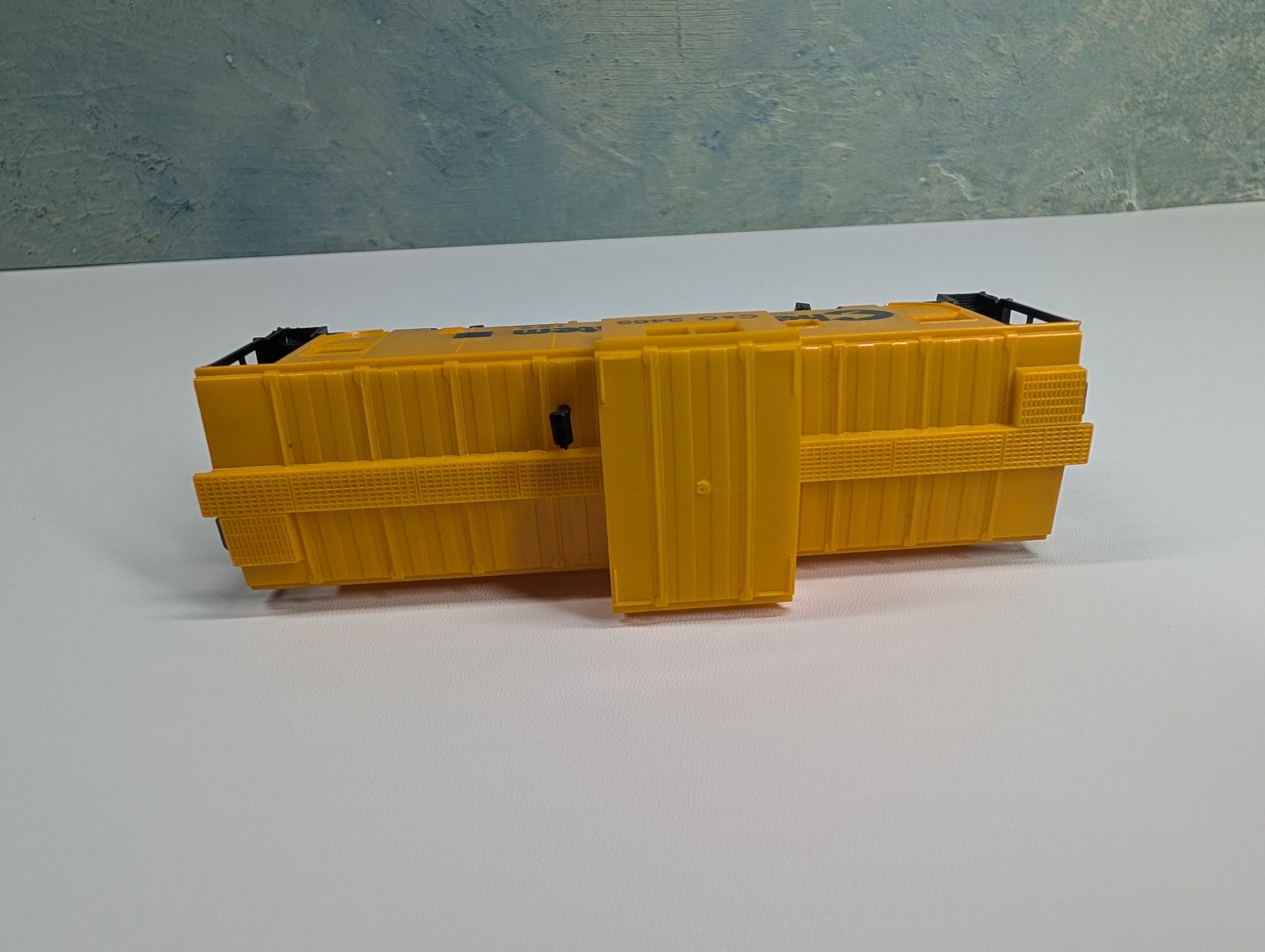 USED AHM HO Scale Caboose Chessie System C&O #3465