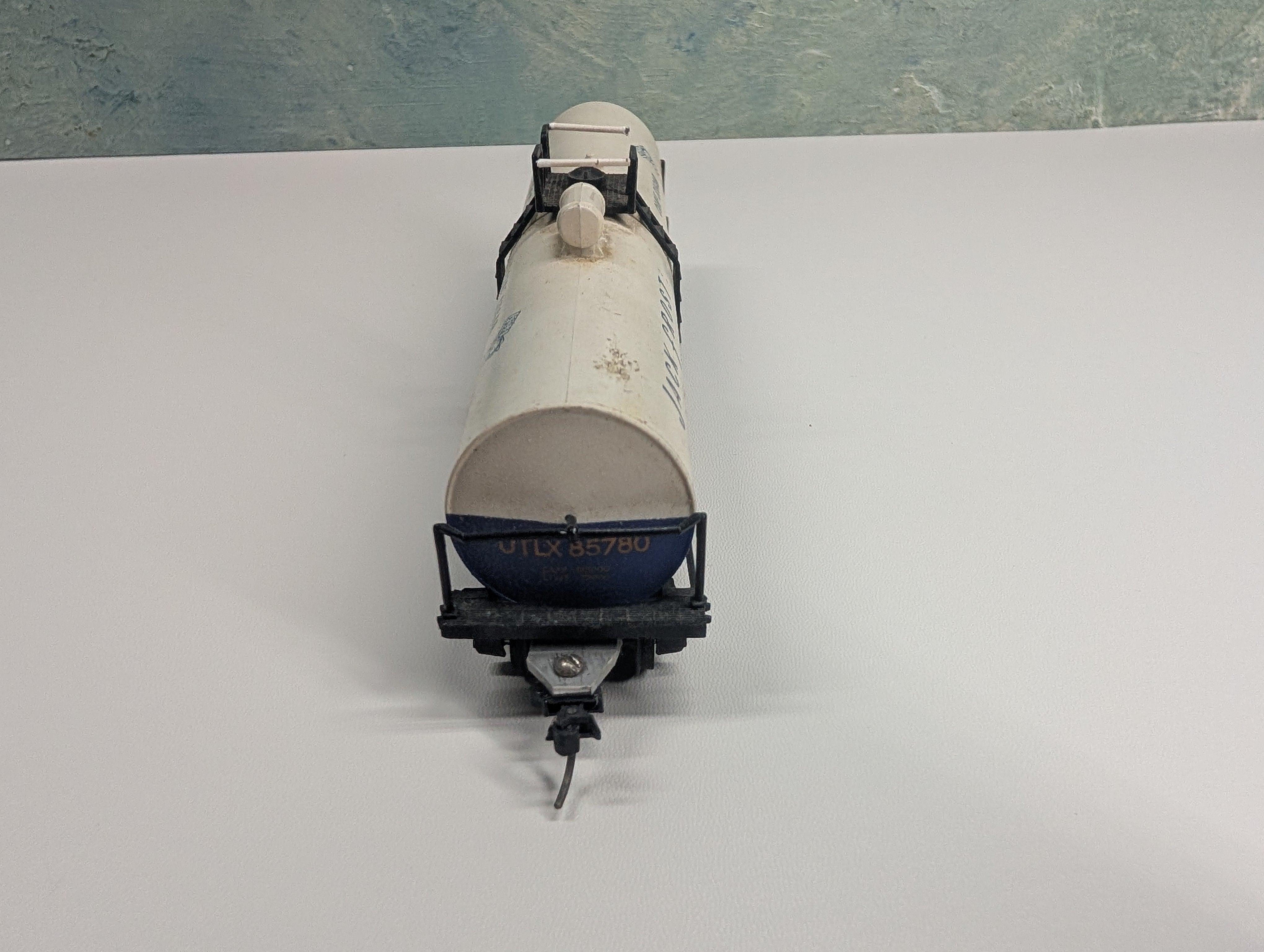 USED AHM HO Scale Tank Car Jack Frost Cane Sugar UTLX #85780