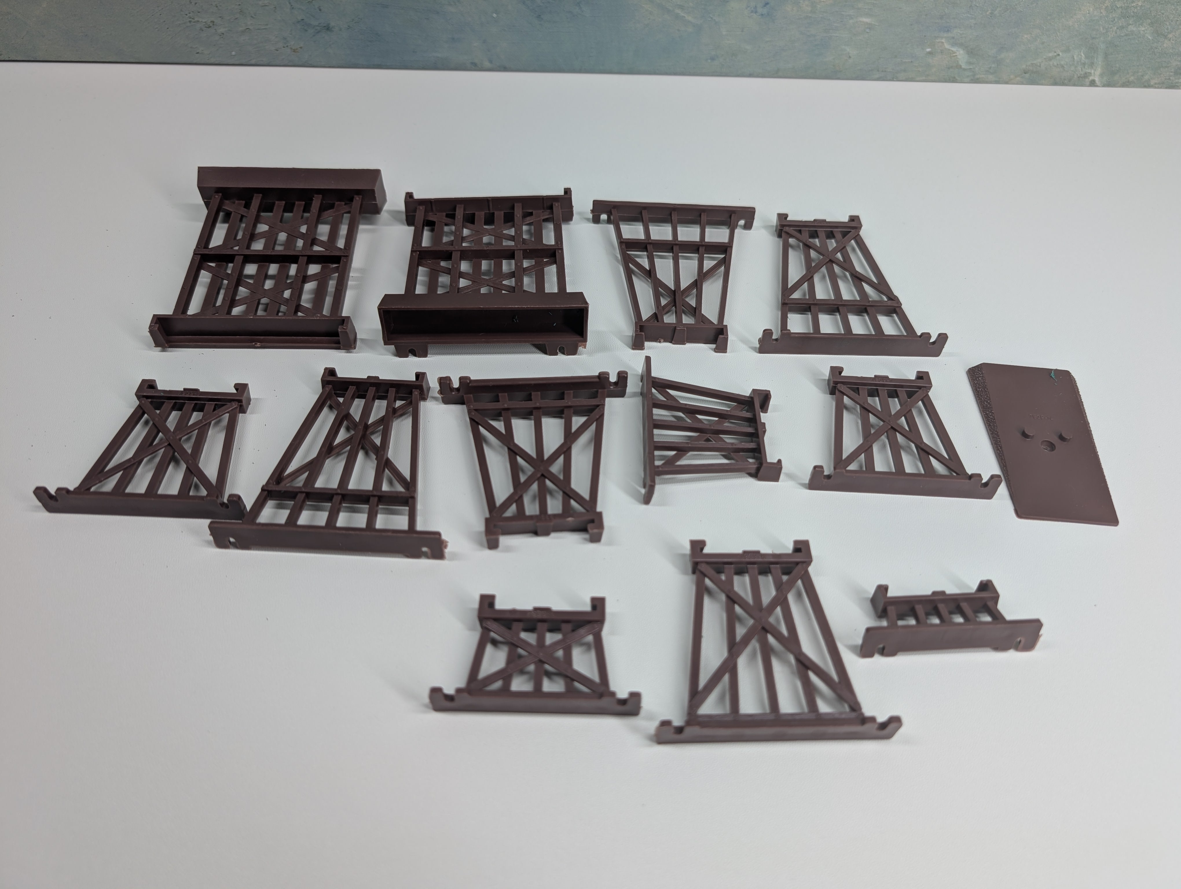 USED Tyco HO Scale Various Trestles (13 pcs)