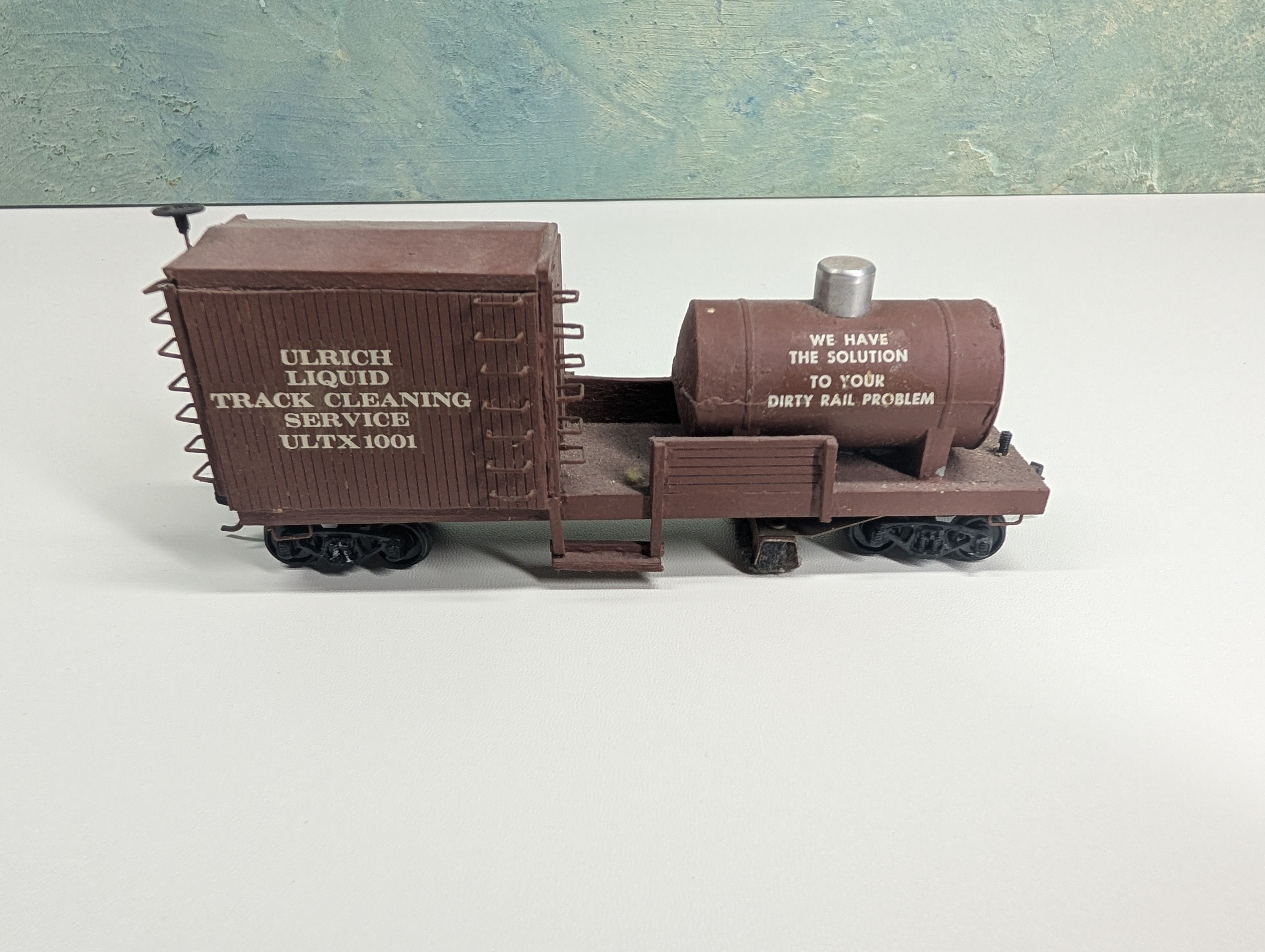 USED Ulrich #931-180 HO Scale Liquid Track Cleaning Service Car UTLX 1001 Wood