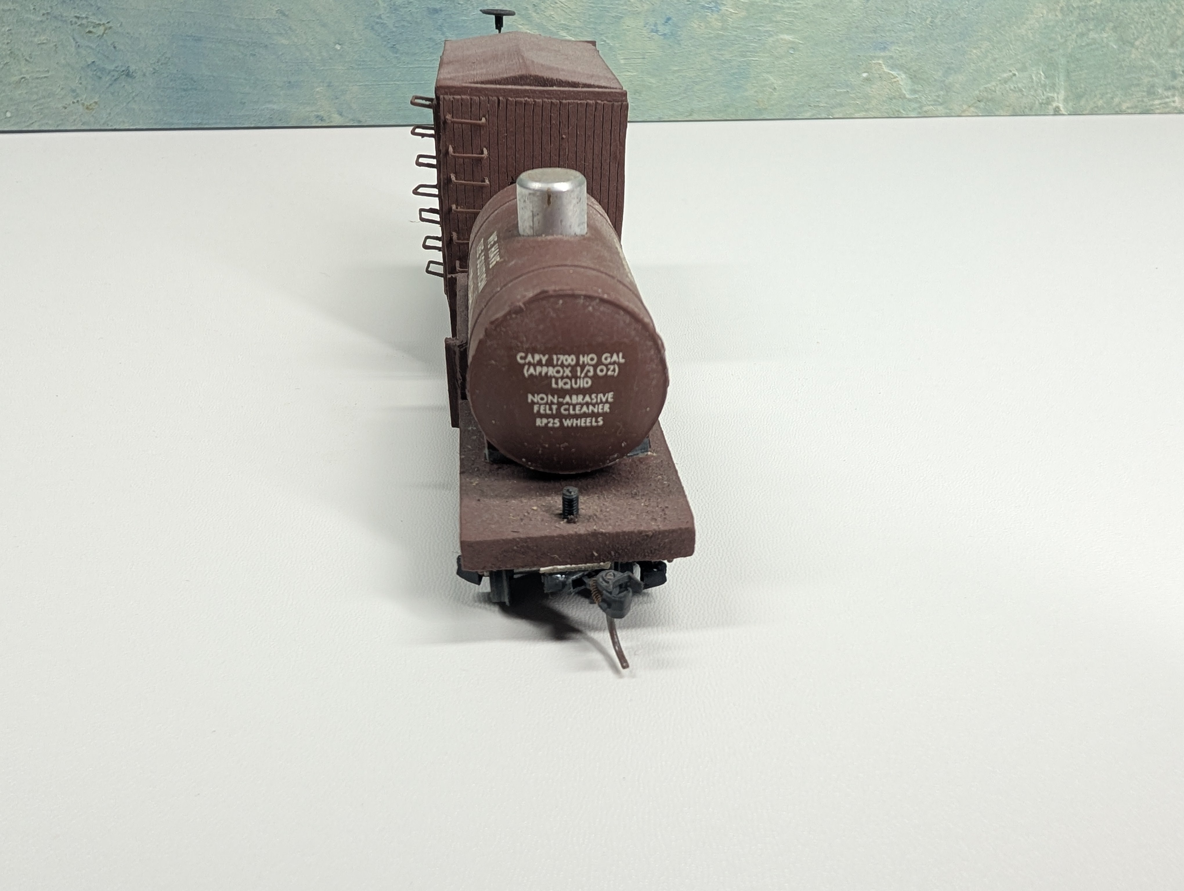 USED Ulrich #931-180 HO Scale Liquid Track Cleaning Service Car UTLX 1001 Wood