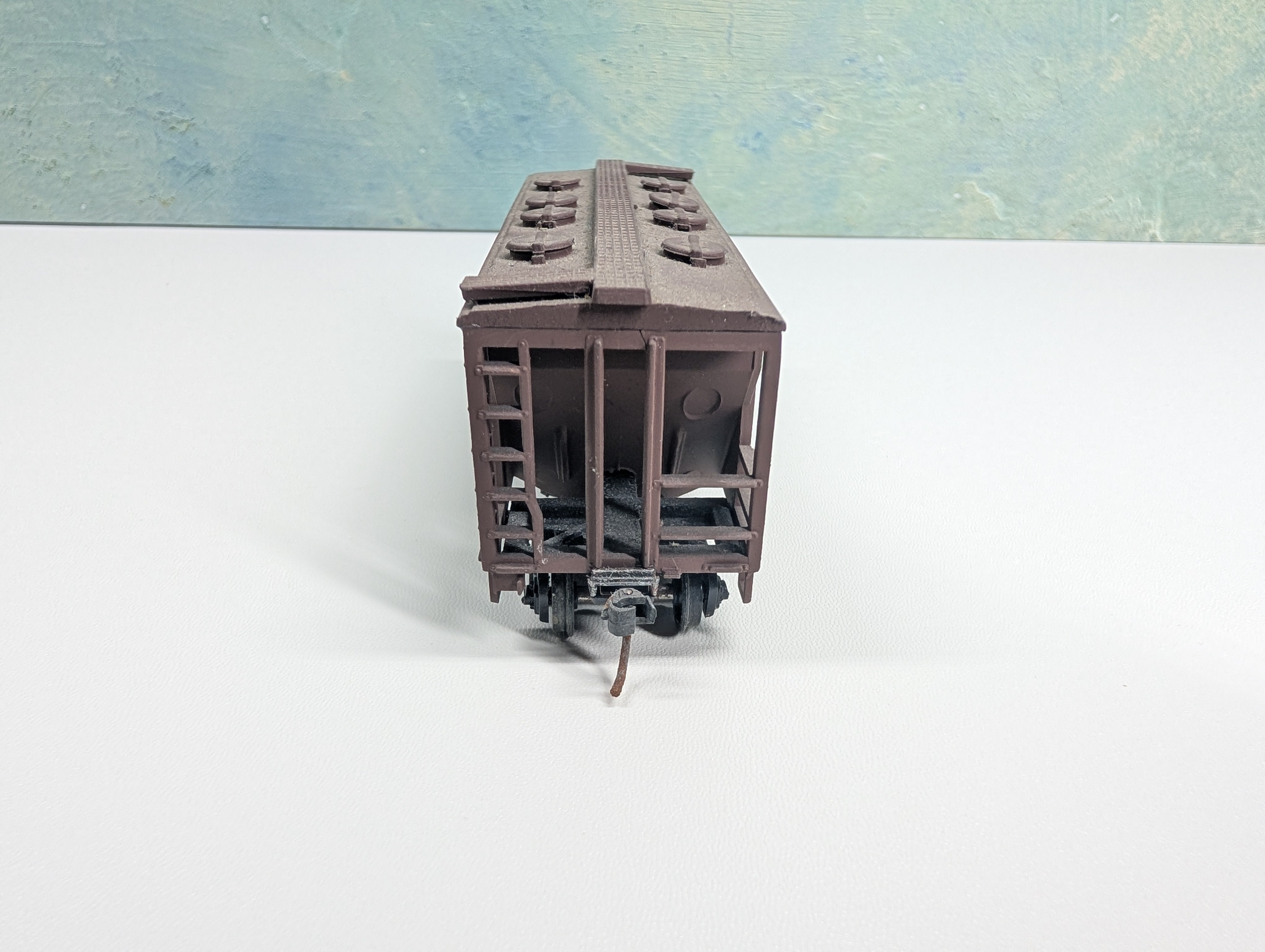 USED Roundhouse HO Scale 2 Bay Covered Hopper Conrail CR #876359