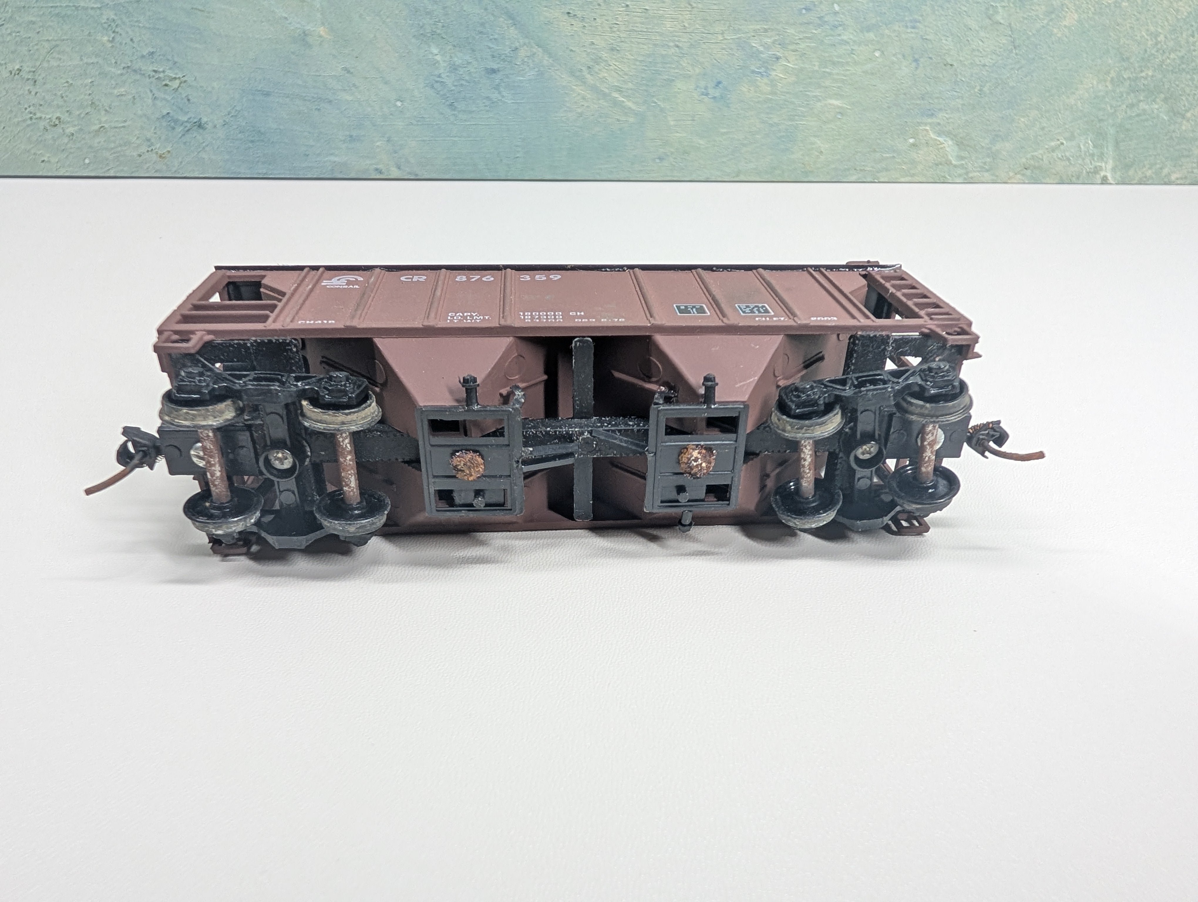 USED Roundhouse HO Scale 2 Bay Covered Hopper Conrail CR #876359