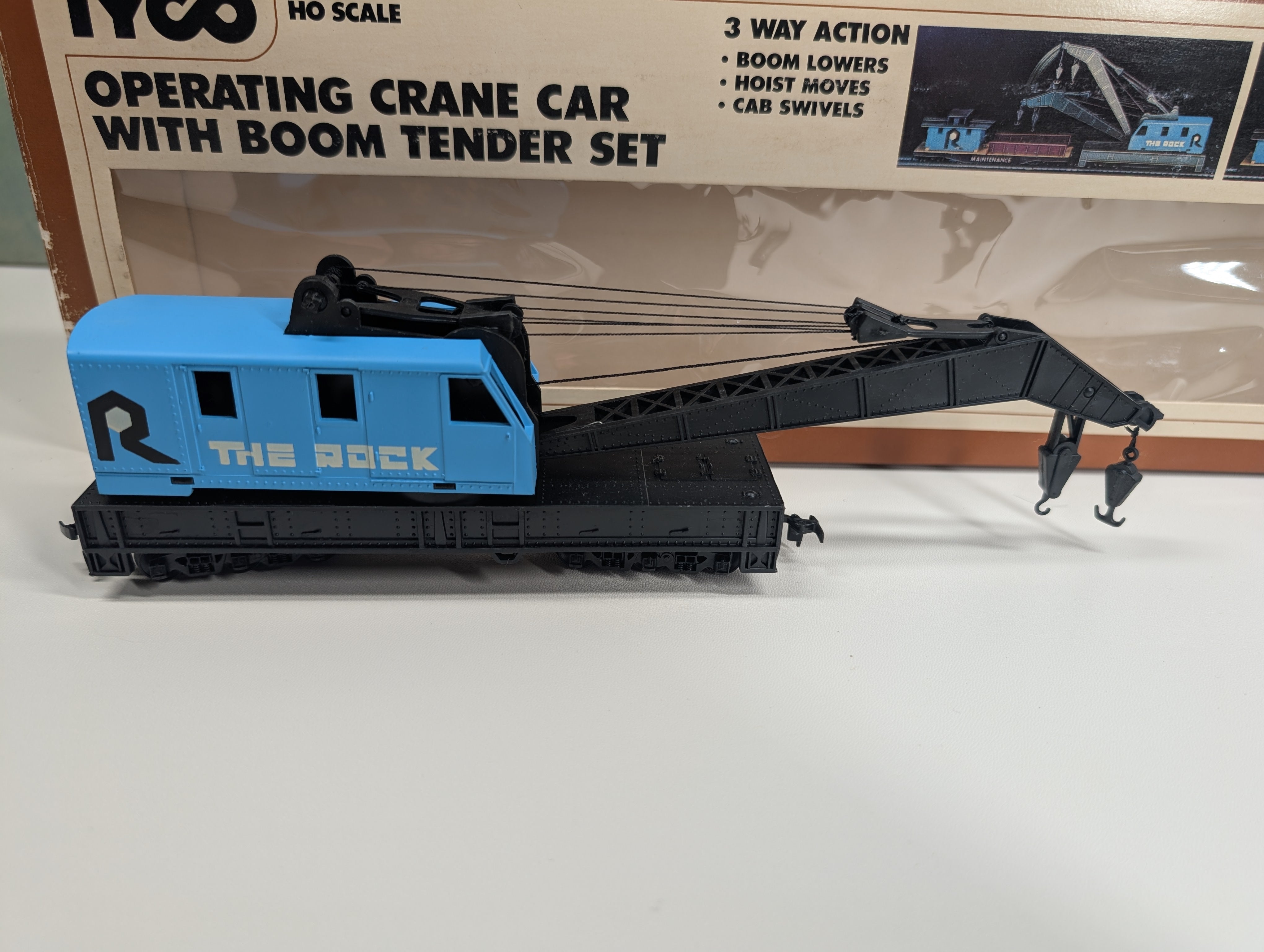 USED Tyco 865 HO Scale Operating Crane Car w/ Boom Tender Set Rock Island