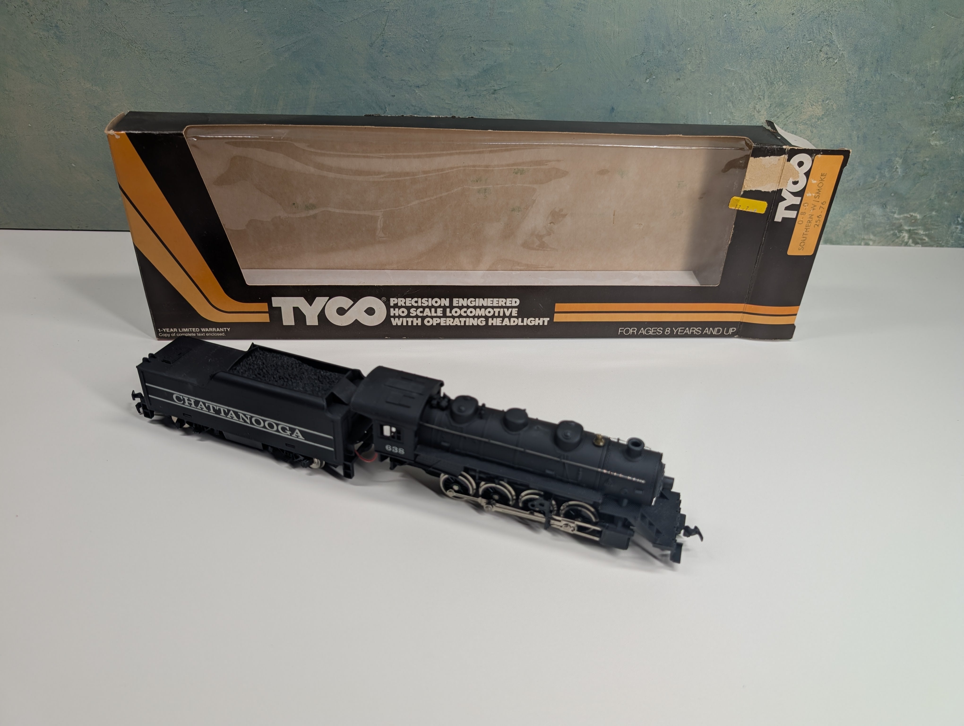 USED Tyco 256-76 HO Scale 0-8-0 Steam Locomotive Chattanooga #638 Runs DC