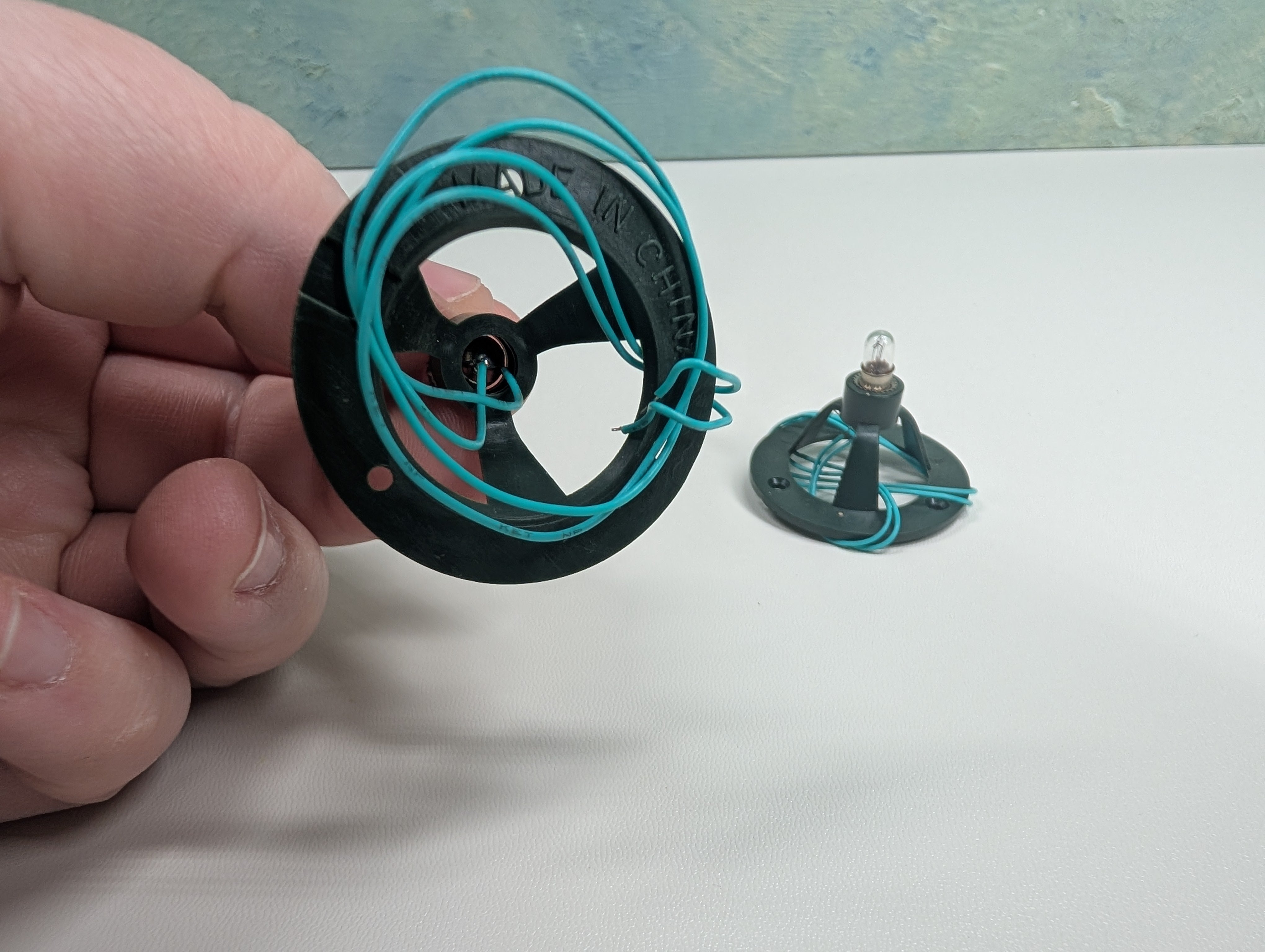 USED Life-Like 1200 MULTI Scale All-Purpose Model Train House Light Tested (2 pcs)