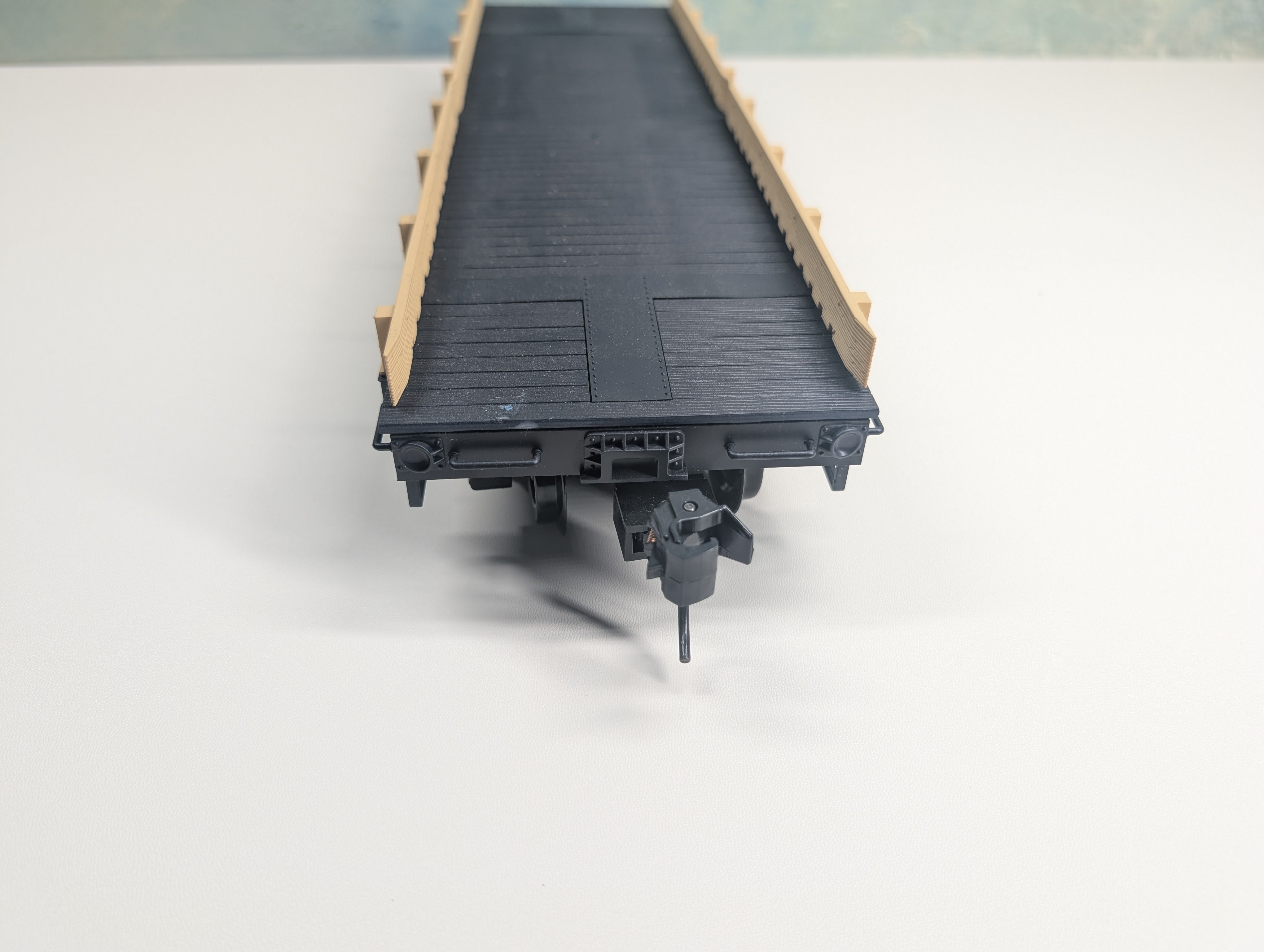 USED Piko 38723 G Scale Classic Auto Transport with Diecast Woody CLSX #1915