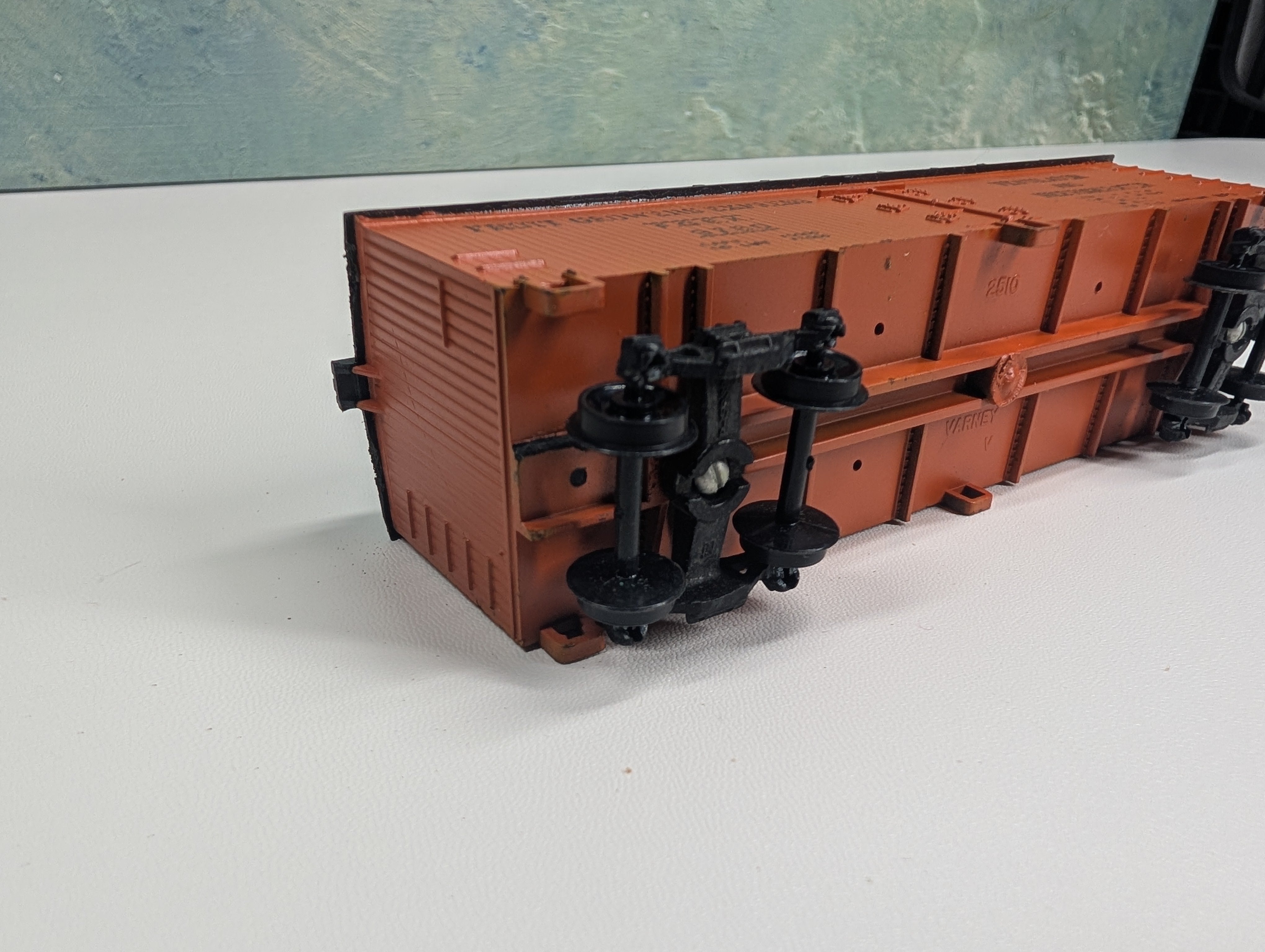 USED Varney HO Scale Reefer Fruit Growers Express FGEX #9780