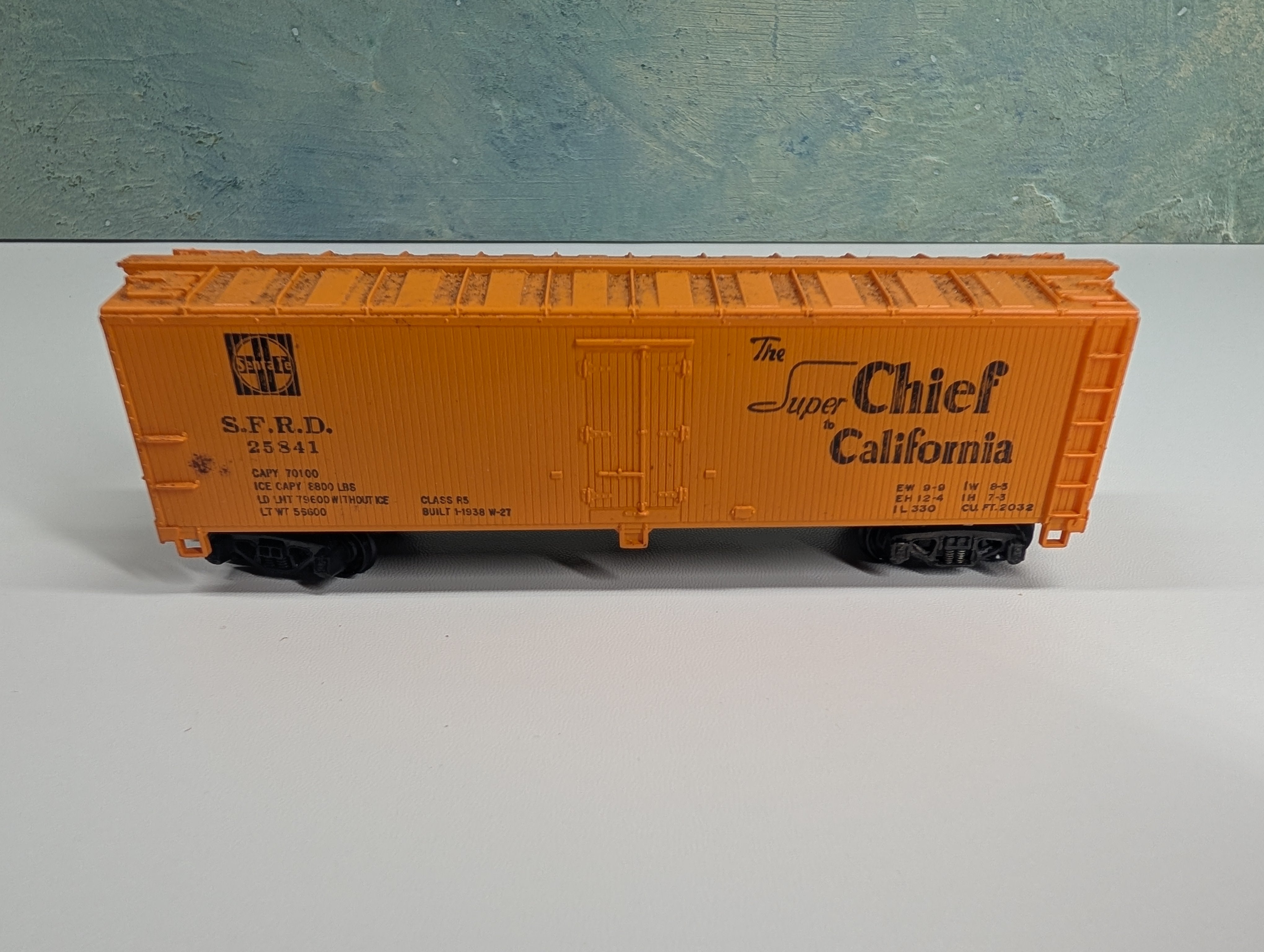 USED Mantua HO Scale 40' Box Car Santa Fe SFRD #25841