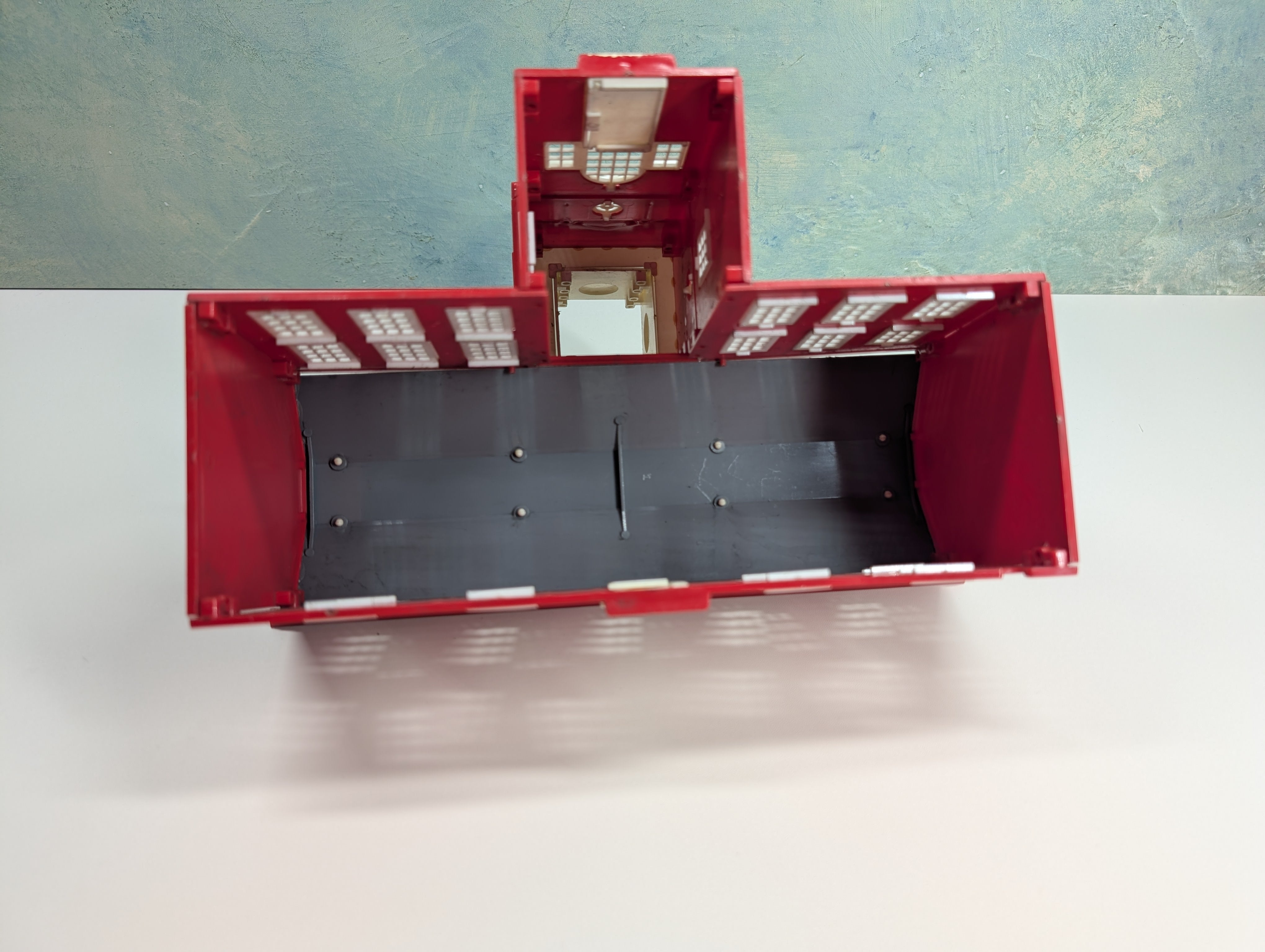 USED Bachmann O Plasticville Independence Hall, City Brick Building