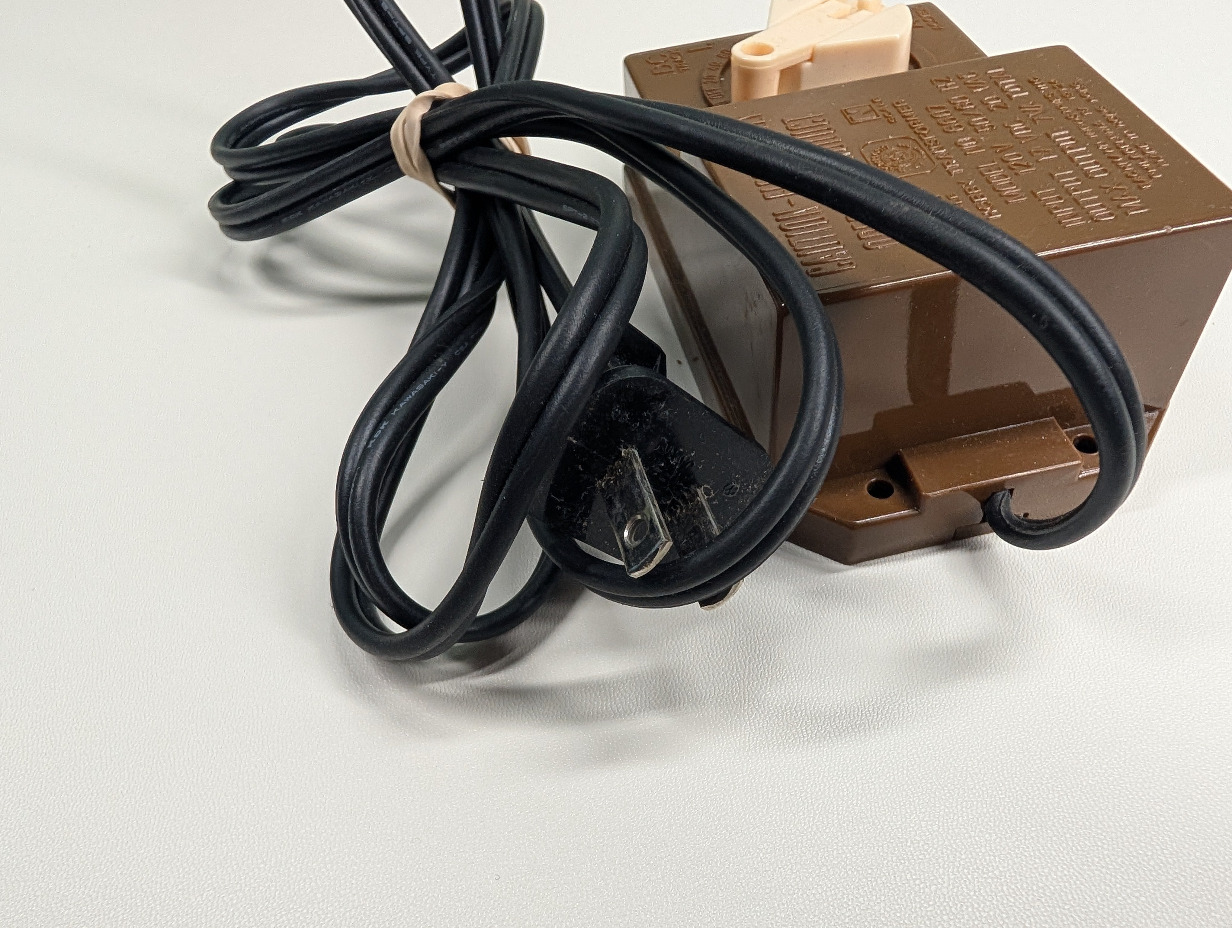 USED Bachmann MULTI Scale Brown Hobby Track Transformer (HO & N) Tested