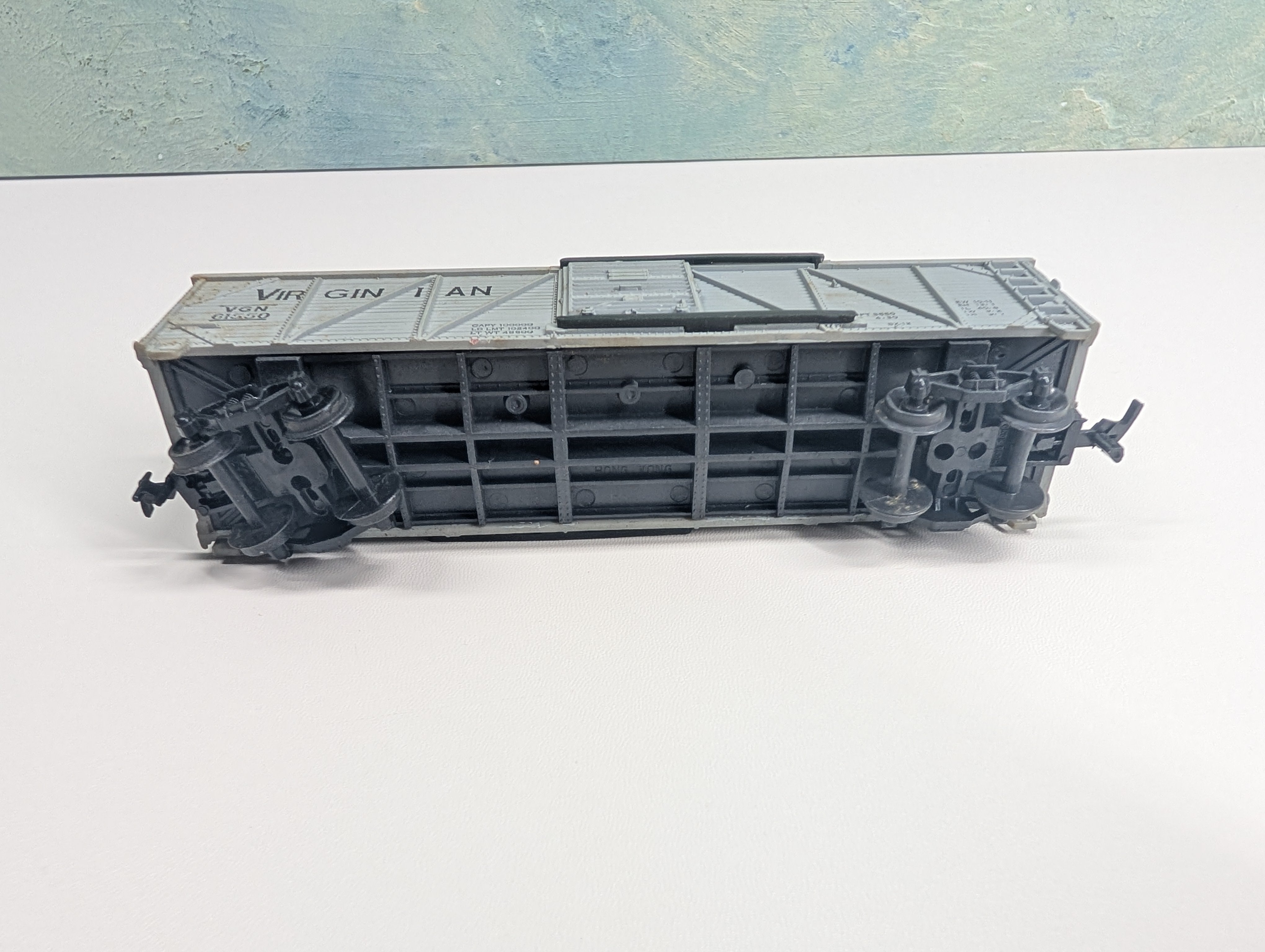 USED HO Scale 42' Wooden OB Box Car Virginian VGN #61550