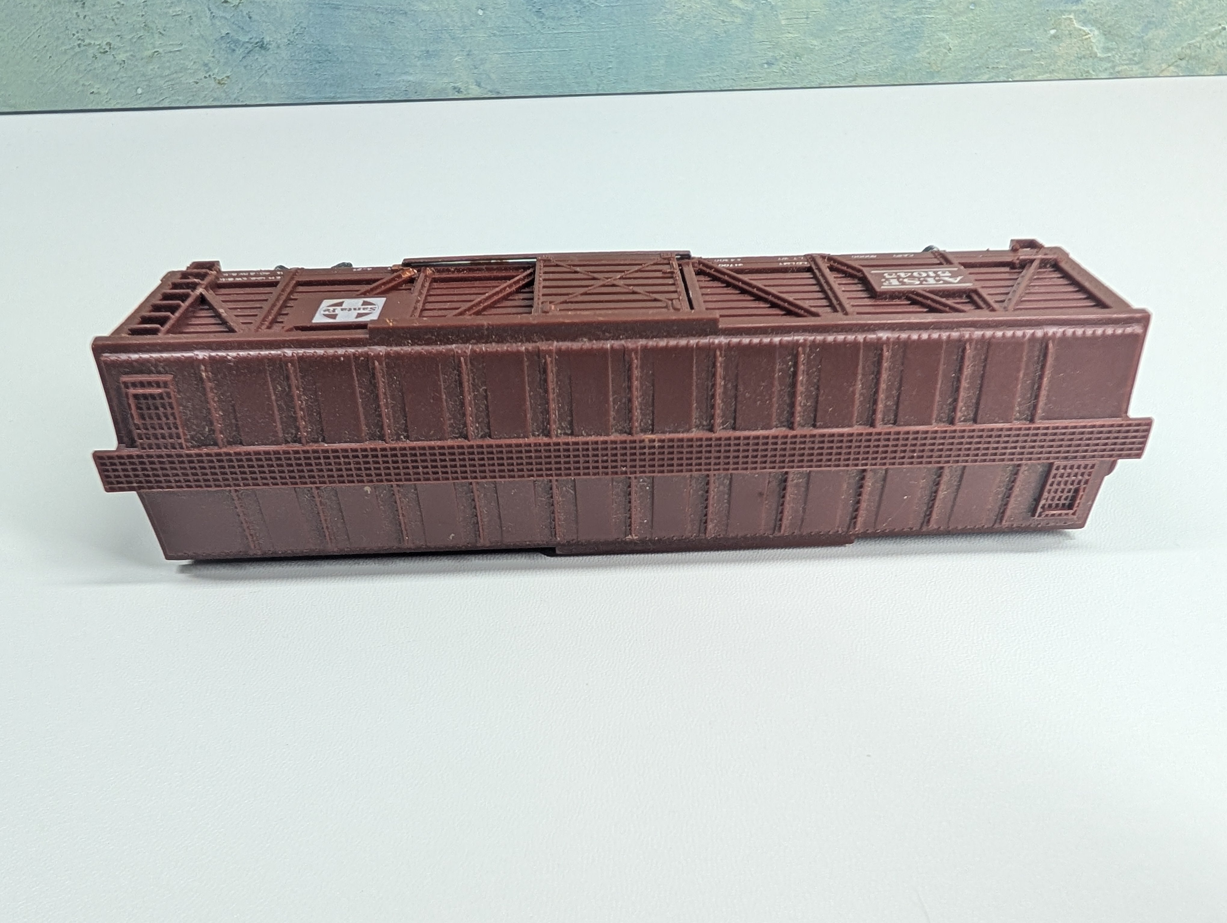 USED Varney HO Scale 40' Cattle Stock Car Santa Fe ATSF #51045 Euro Couplers