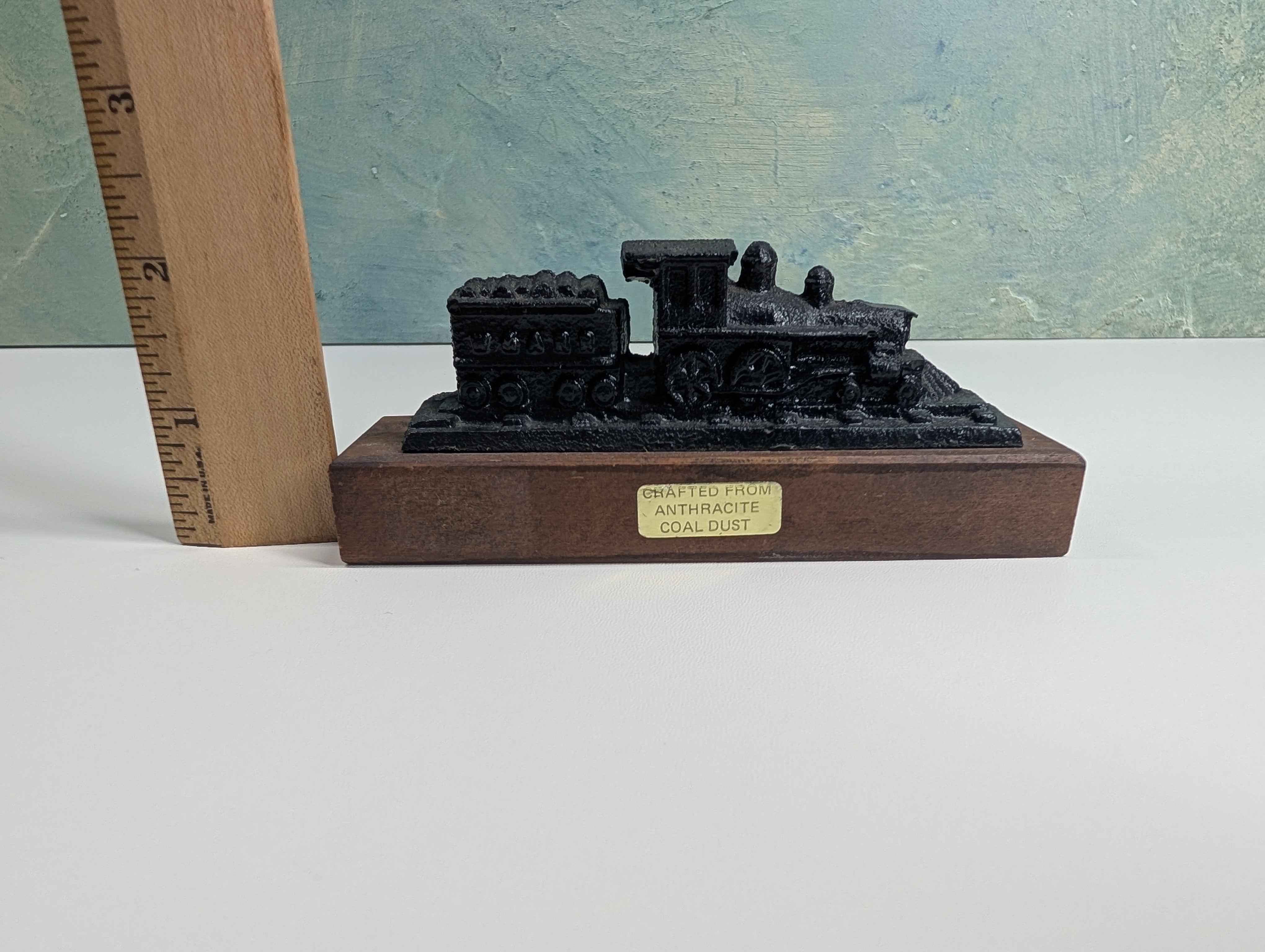 USED W&ARR Steam Engine, Crafted from Anthracite Coal Dust Paper Weight