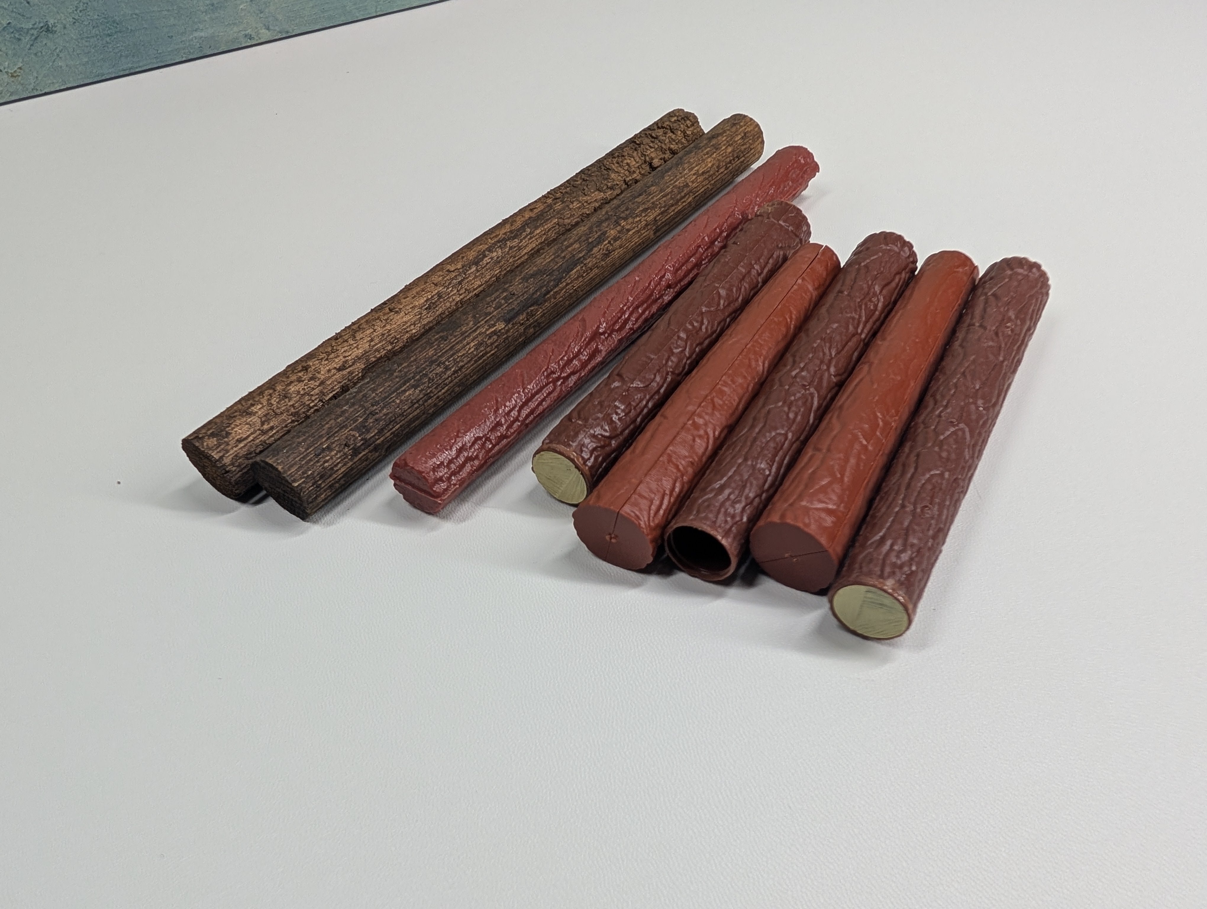 USED HO Scale Various Log Loads (8 pcs)