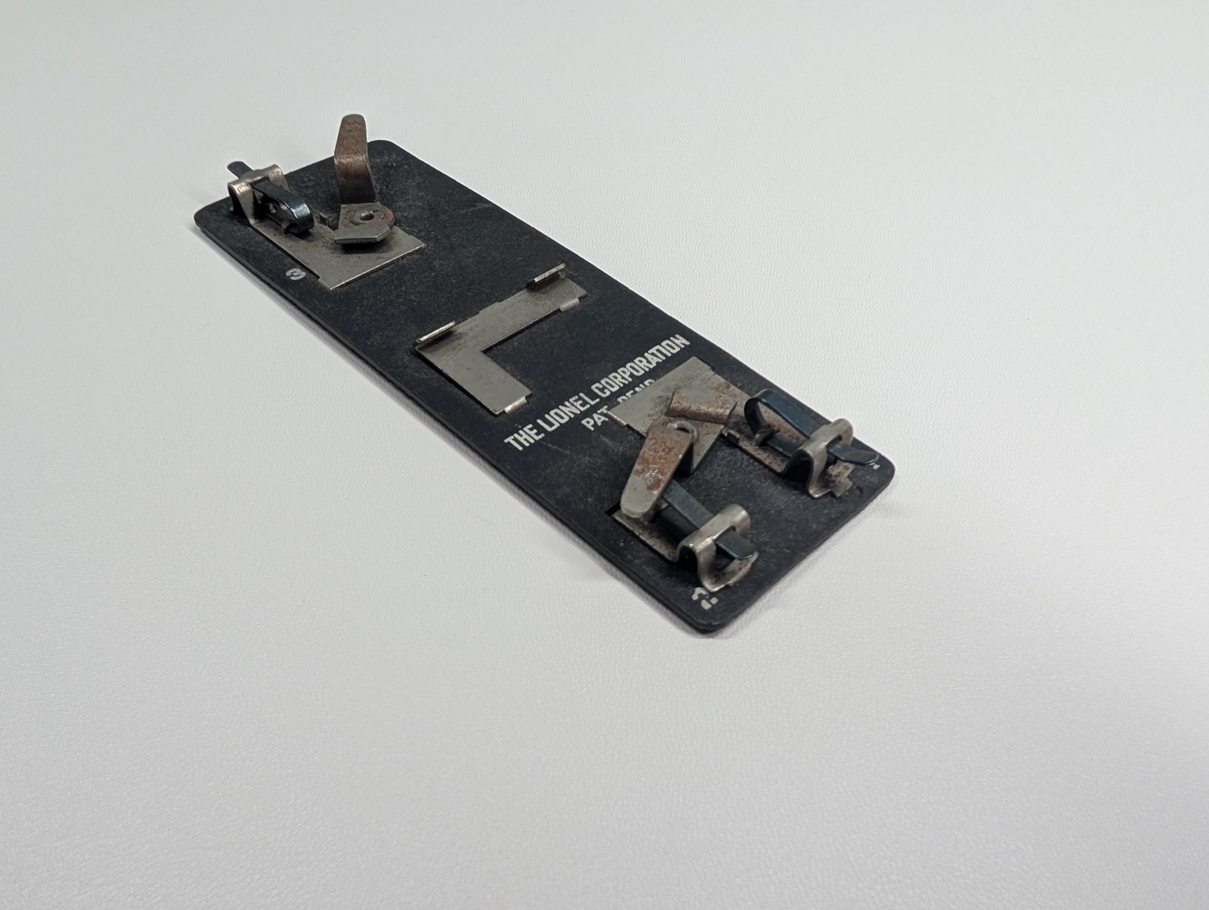 USED Lionel O Connector