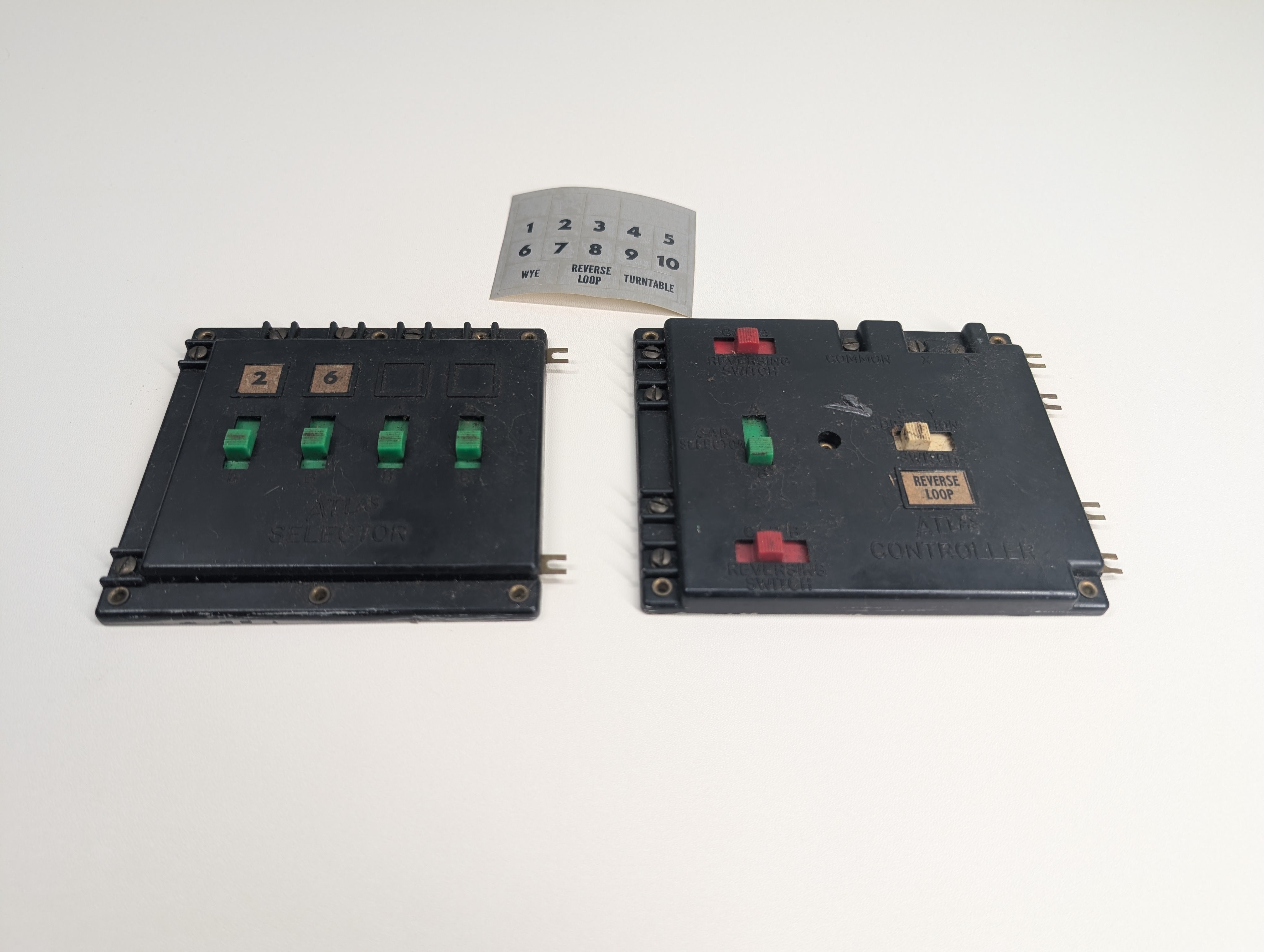 USED Atlas MULTI Scale Large Selector Box & Controller Box w/ Stickers