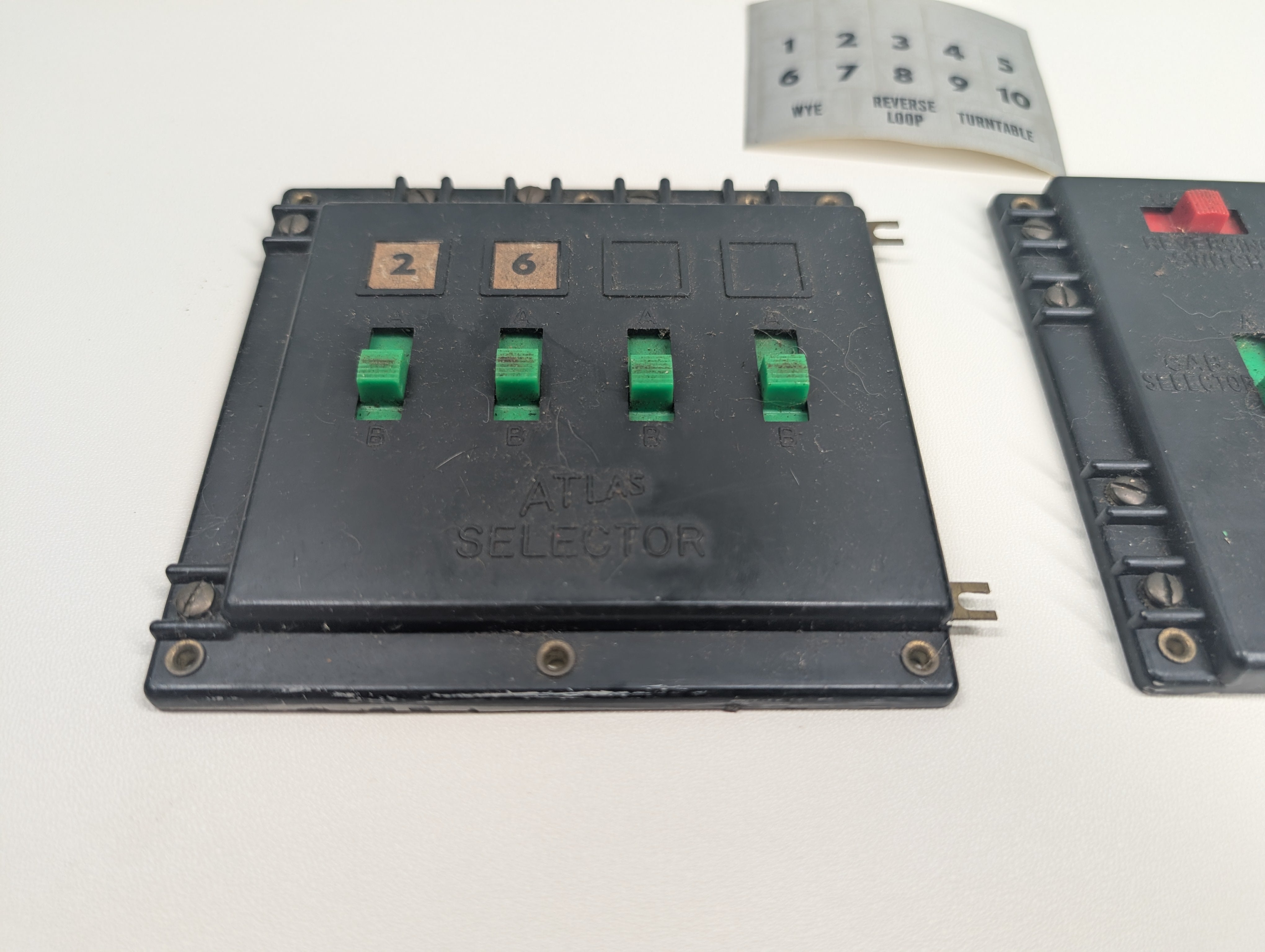 USED Atlas MULTI Scale Large Selector Box & Controller Box w/ Stickers