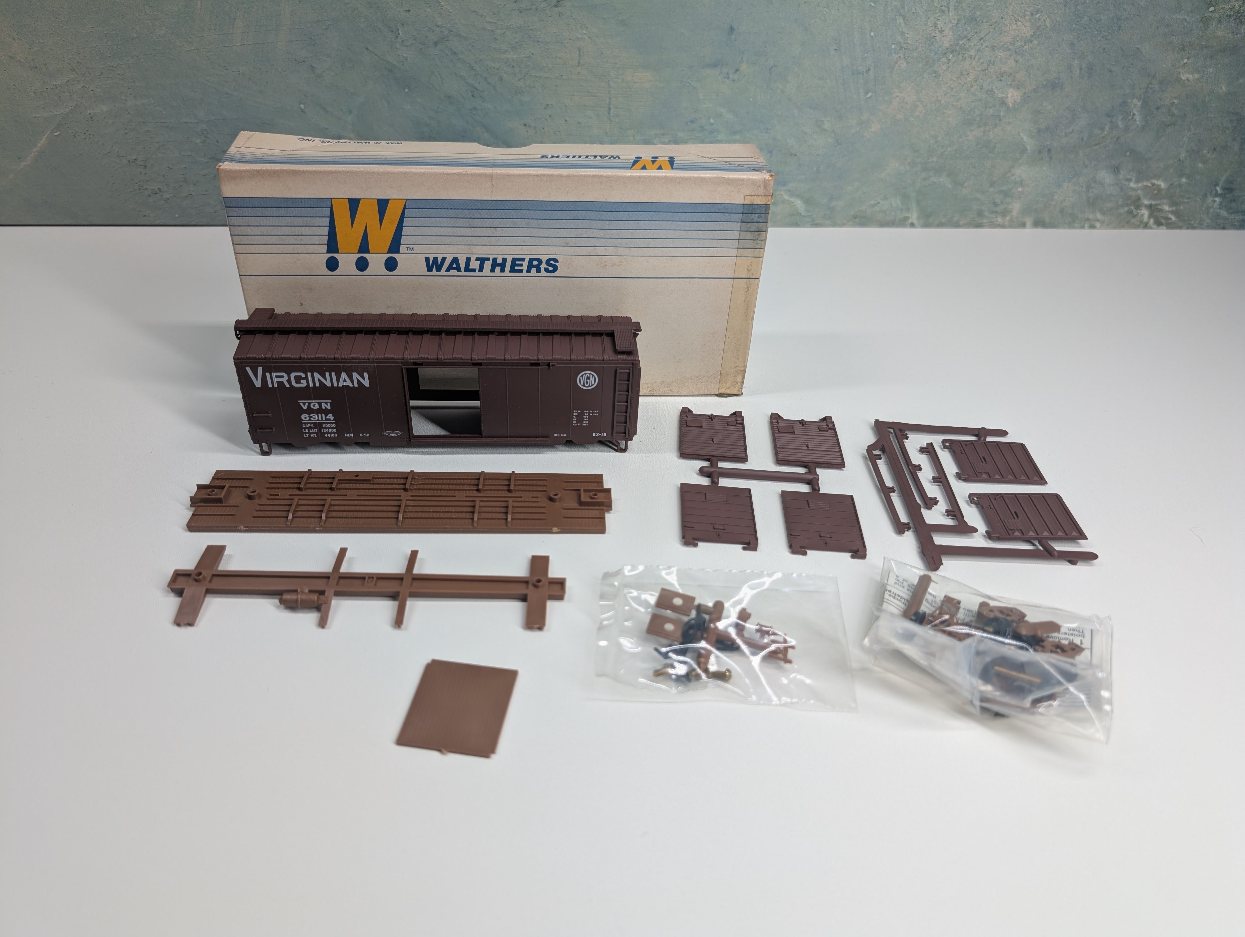 USED Walthers 932-3709 HO Scale 50' PS1 Box Car Virginian VGN #63114 KIT