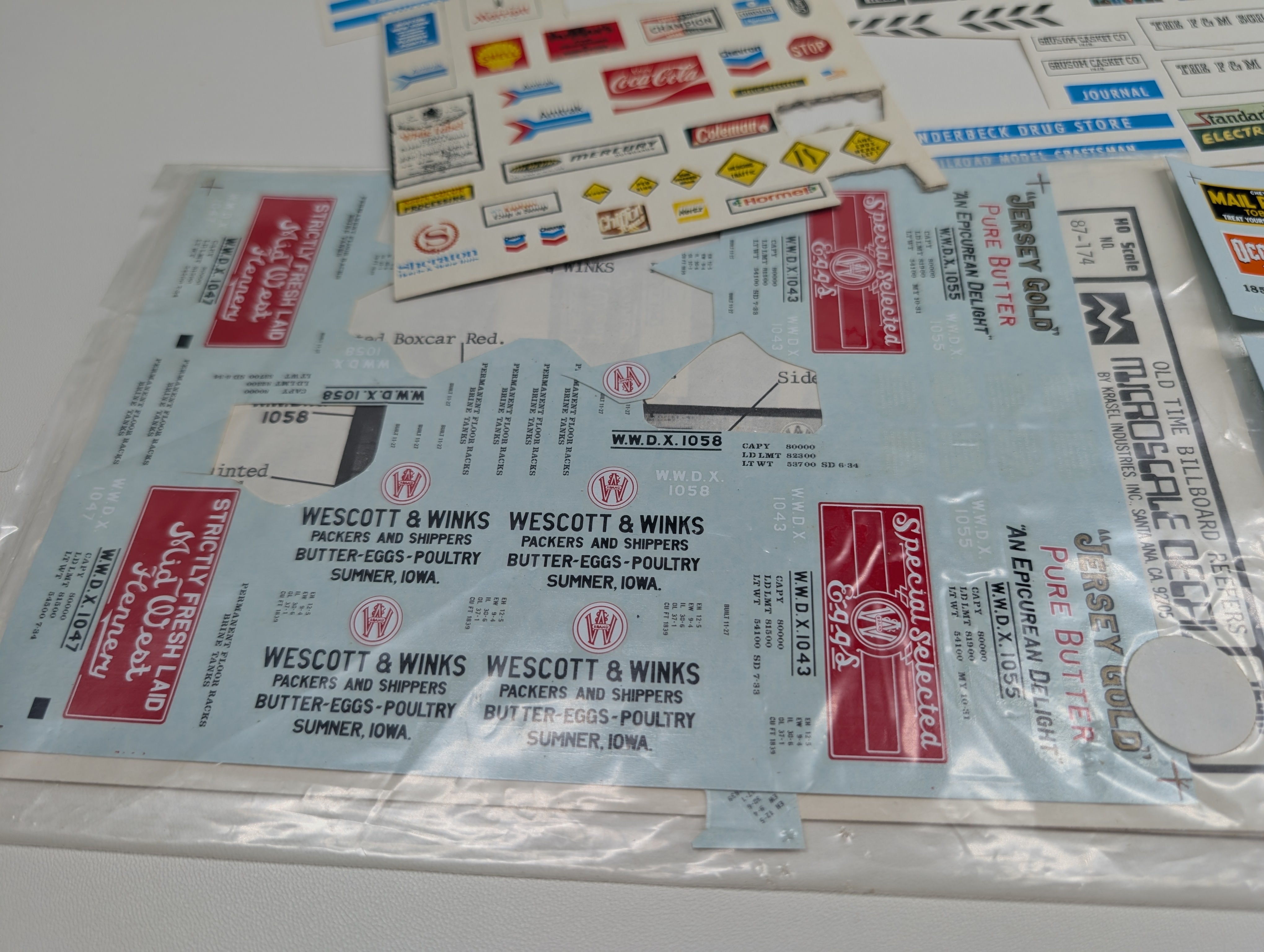USED HO Scale Billboard Style Decals & Cardboard Cutouts for Layout Signs & Buildings