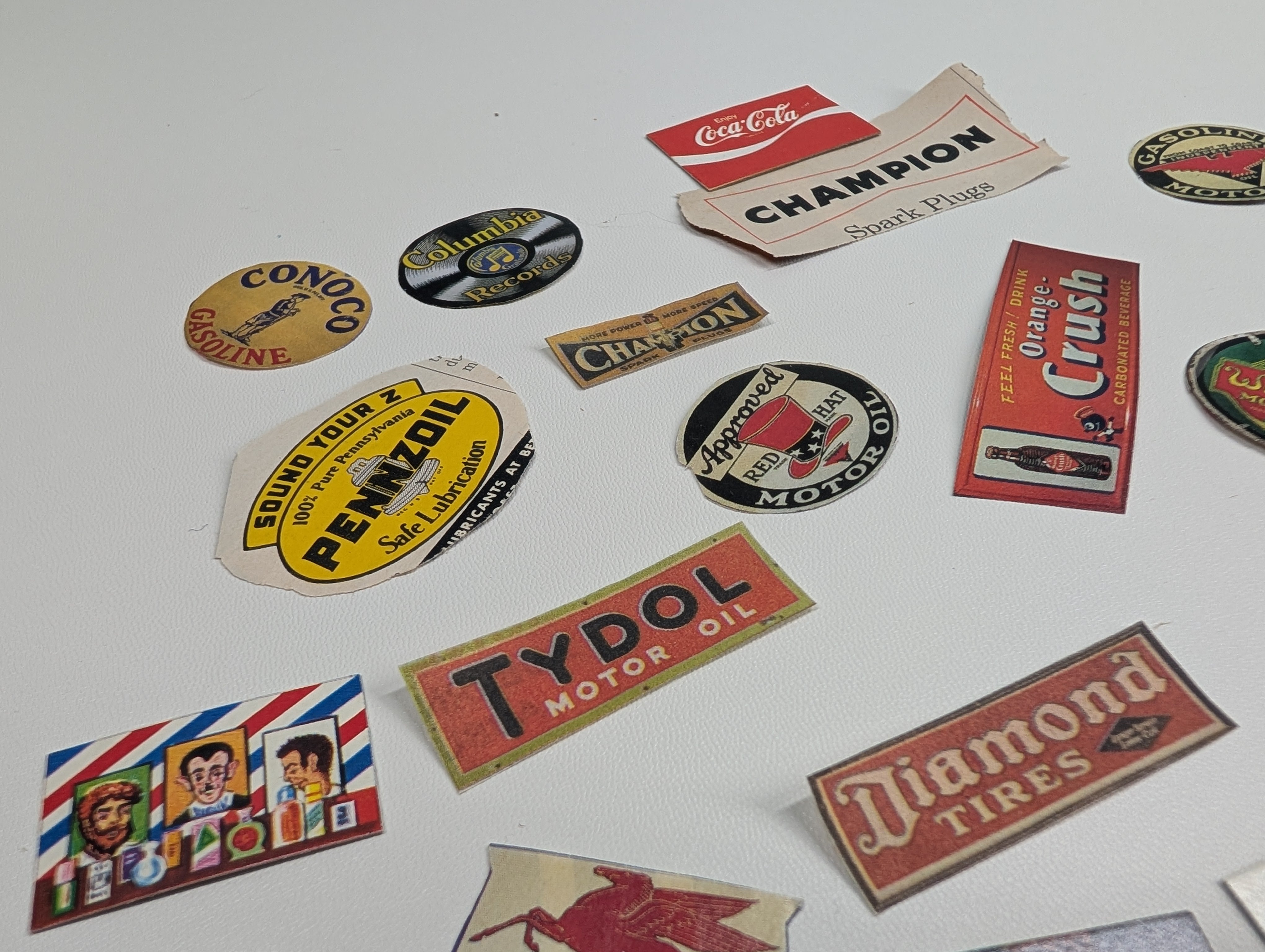 USED HO Scale Billboard Style Decals & Cardboard Cutouts for Layout Signs & Buildings