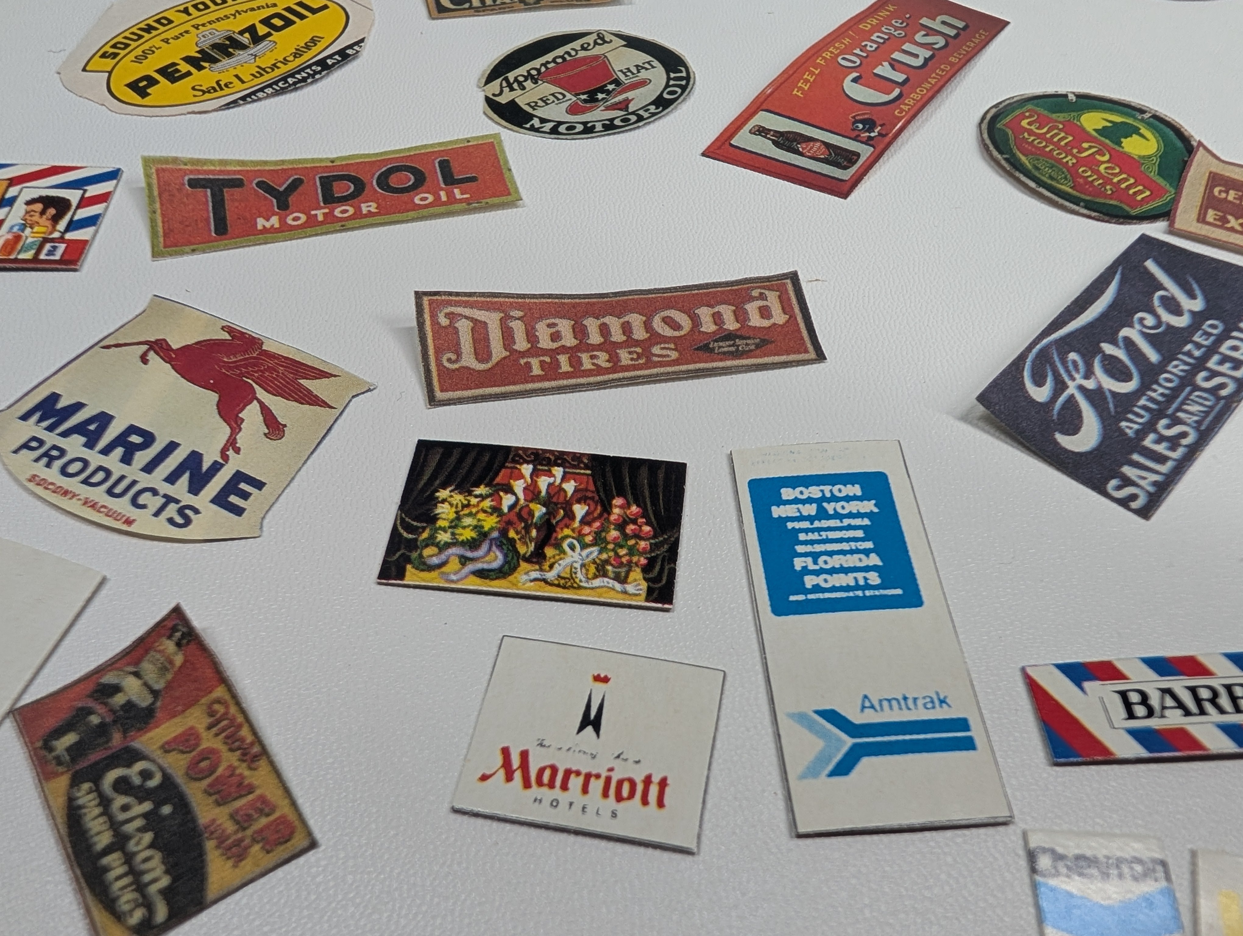 USED HO Scale Billboard Style Decals & Cardboard Cutouts for Layout Signs & Buildings