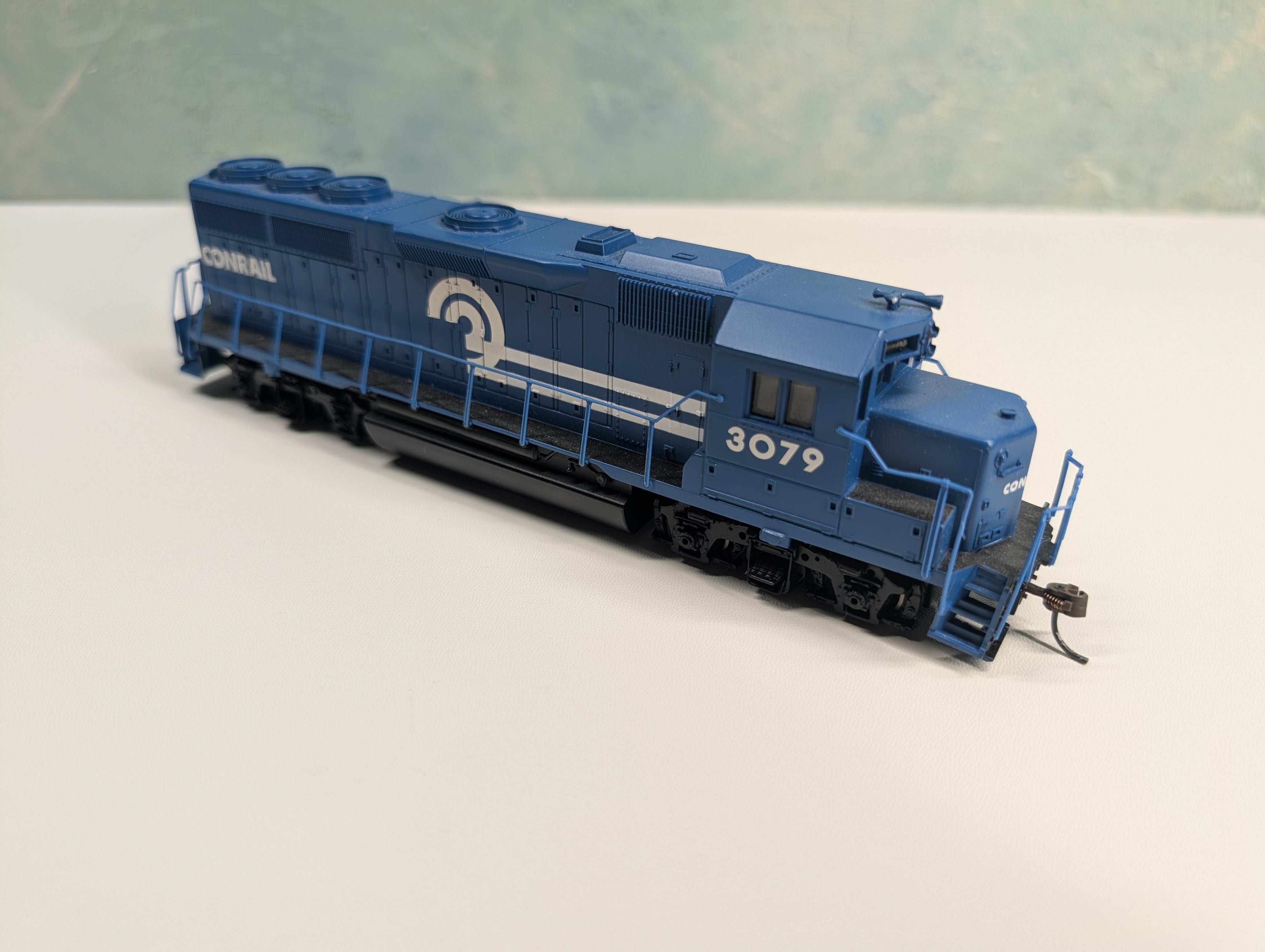 USED Bachmann HO Scale EMD GP-40 Diesel Locomotive Conrail CR #3079 Runs Great DCC On Board