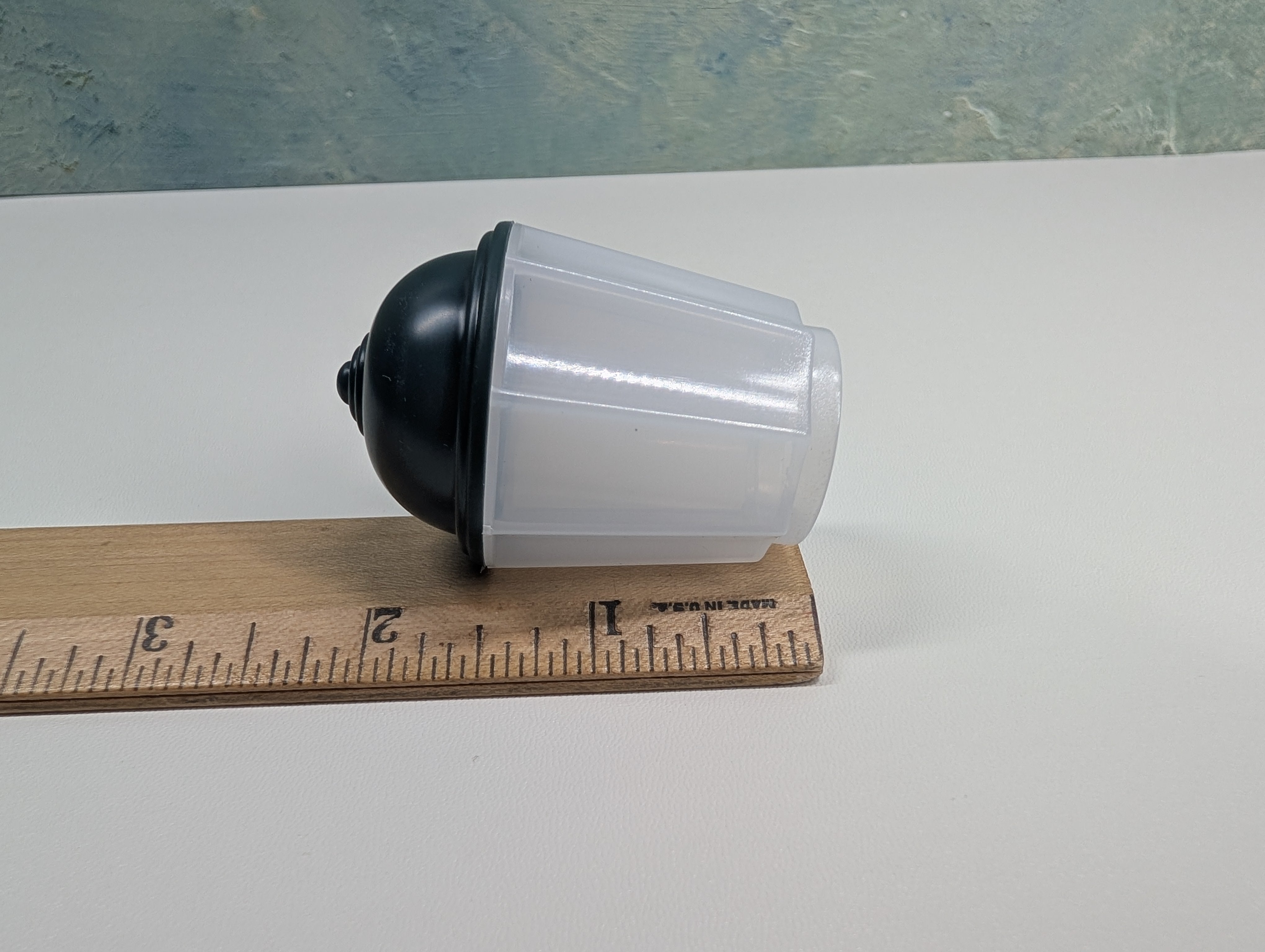 USED Life-Like 1961 G Scale Replacement Bulb and Shade for Lighted Street Lamp