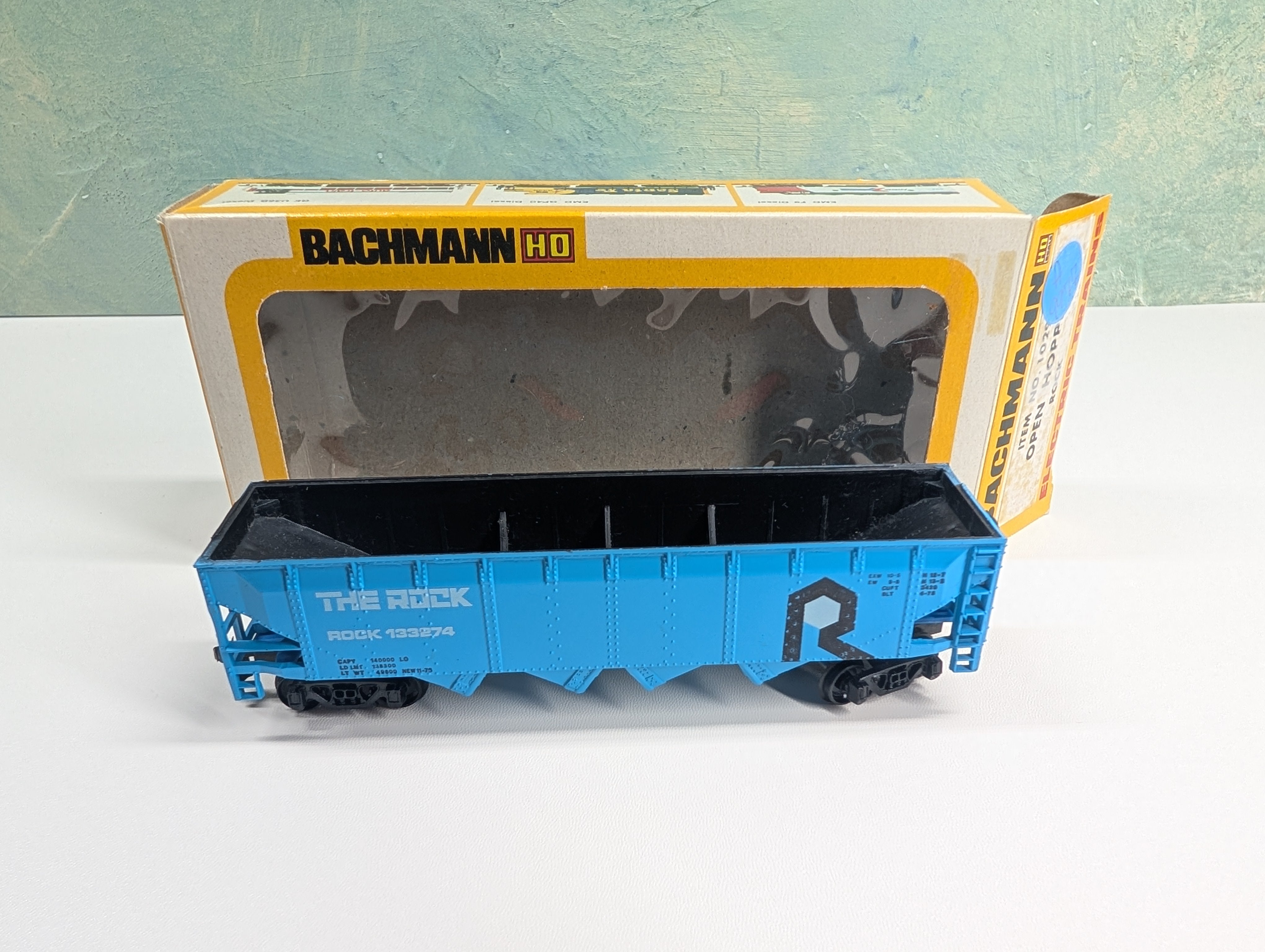 USED Bachmann 1029 HO Scale Quad Hopper Rock Island #133274