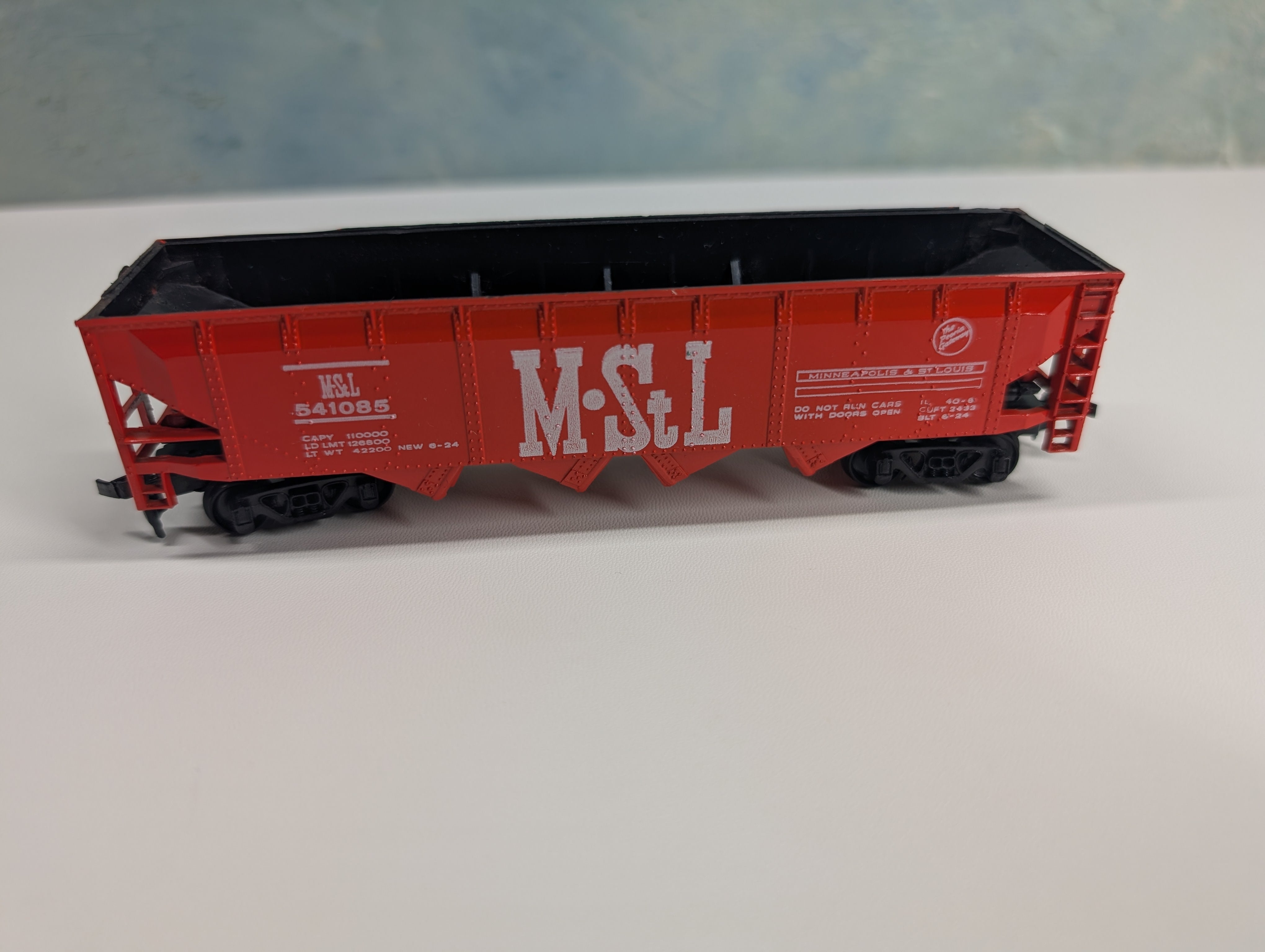 USED Bachmann 1030 HO Scale Quad Hopper Minneapolis & St Louis M&StL #541085