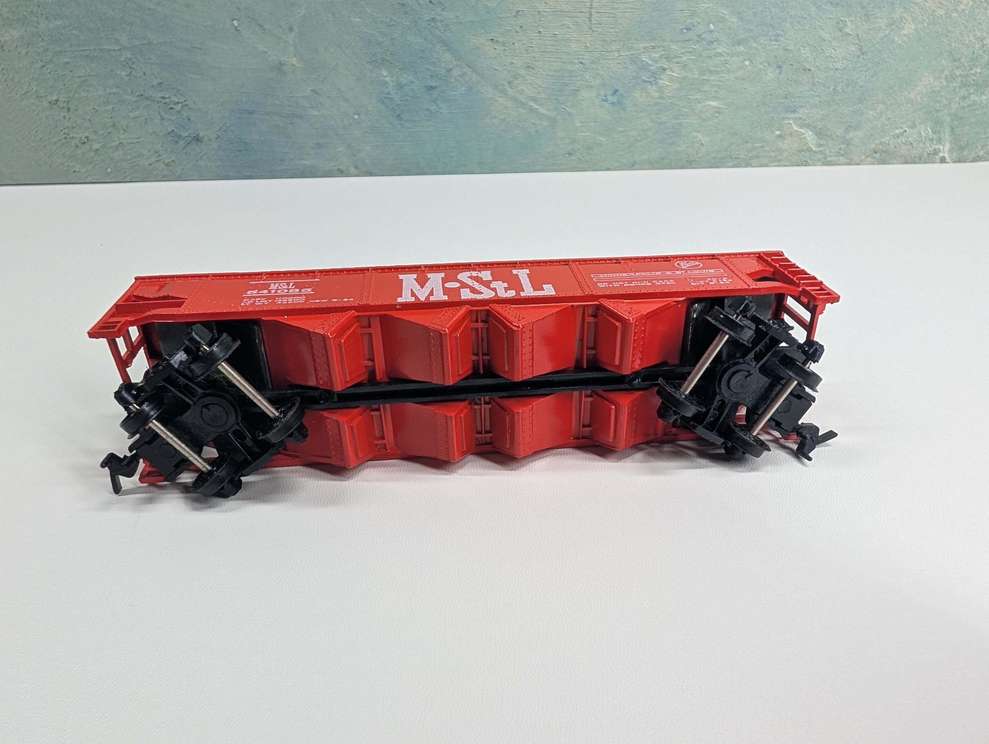USED Bachmann 1030 HO Scale Quad Hopper Minneapolis & St Louis M&StL #541085