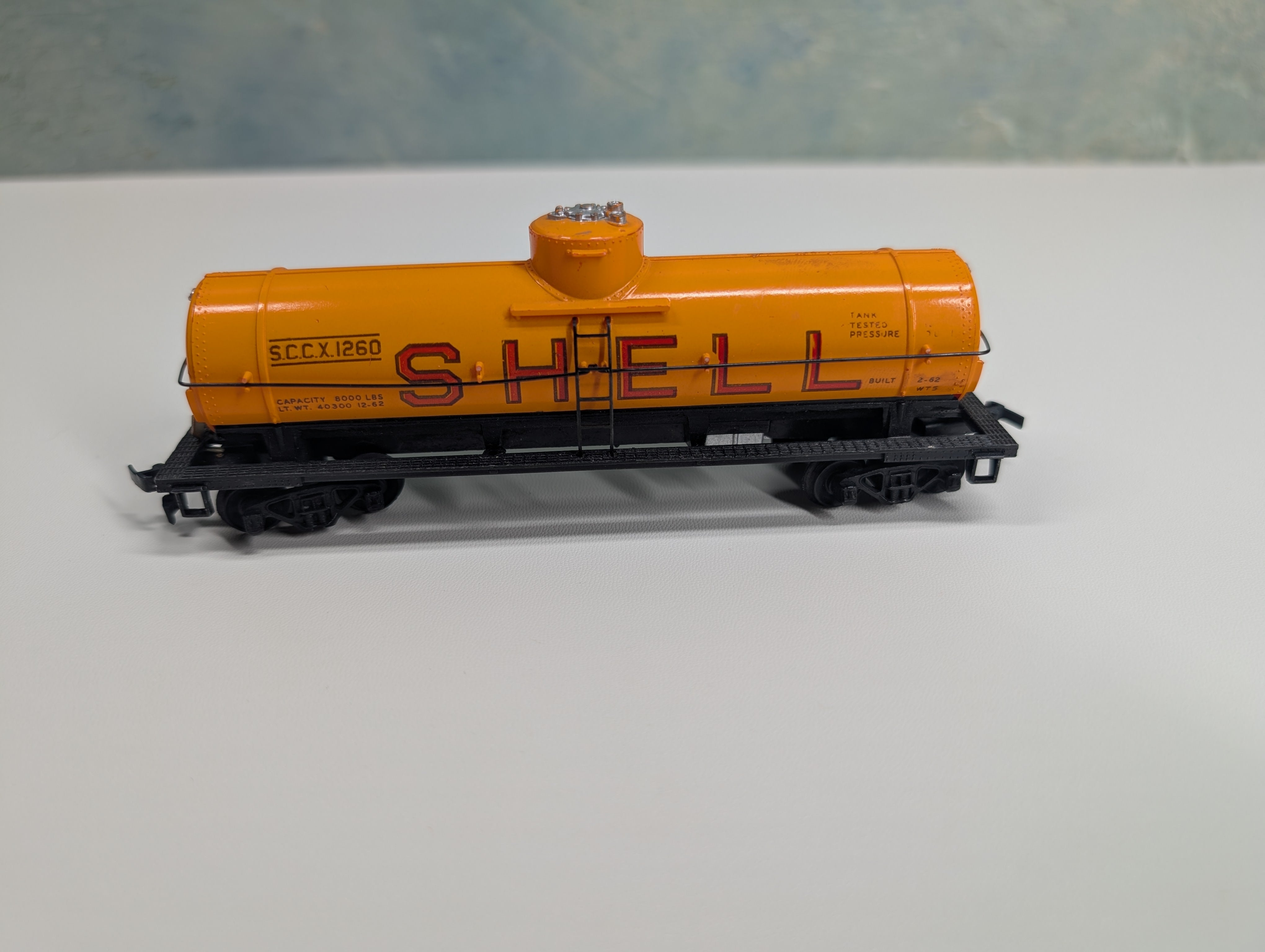 USED Mantua HO Scale Single Dome Tank Car Shell SCCX #1260