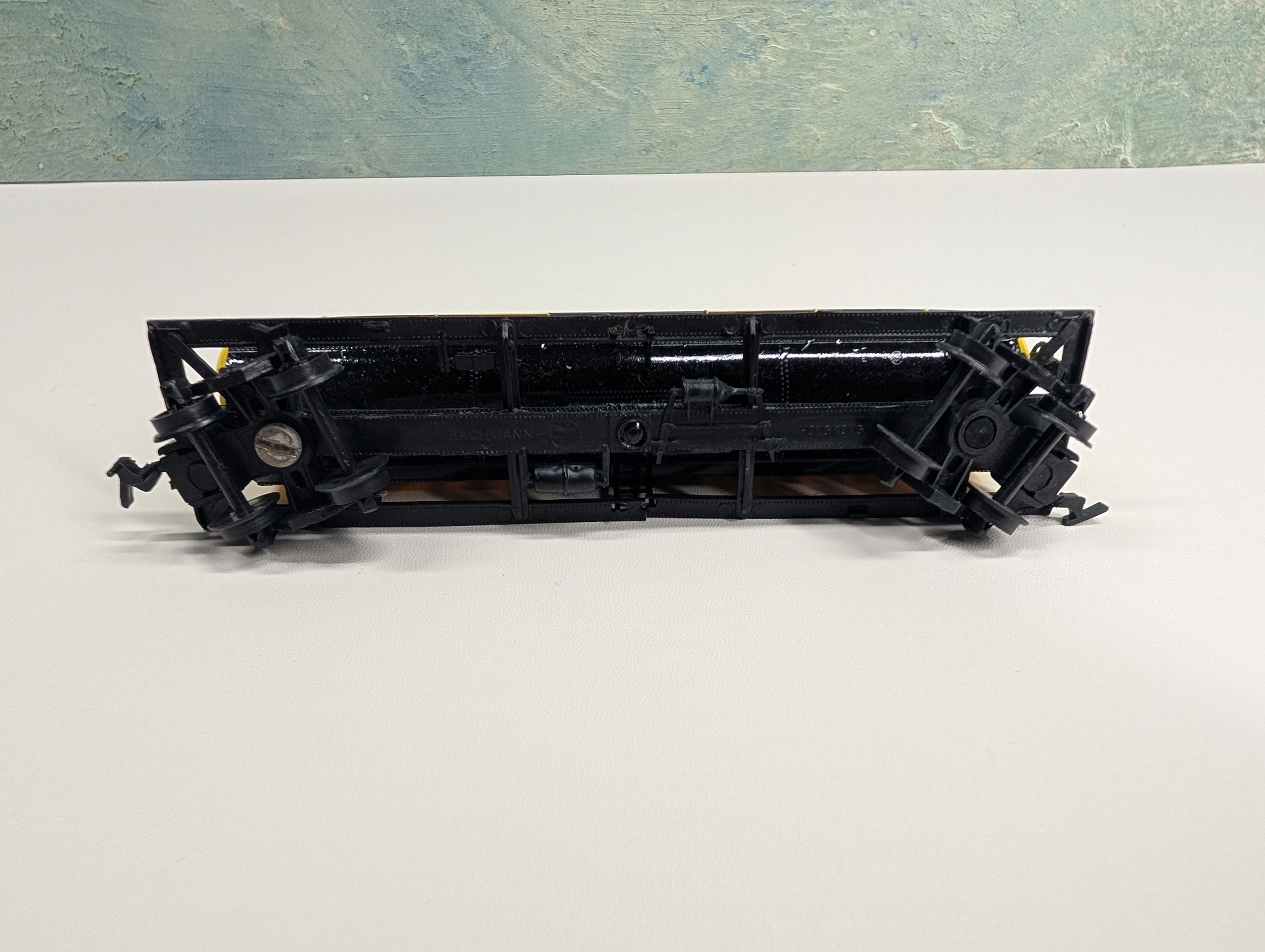 USED Bachmann HO Scale Triple Dome Tank Car Penn Salt GATX #67925