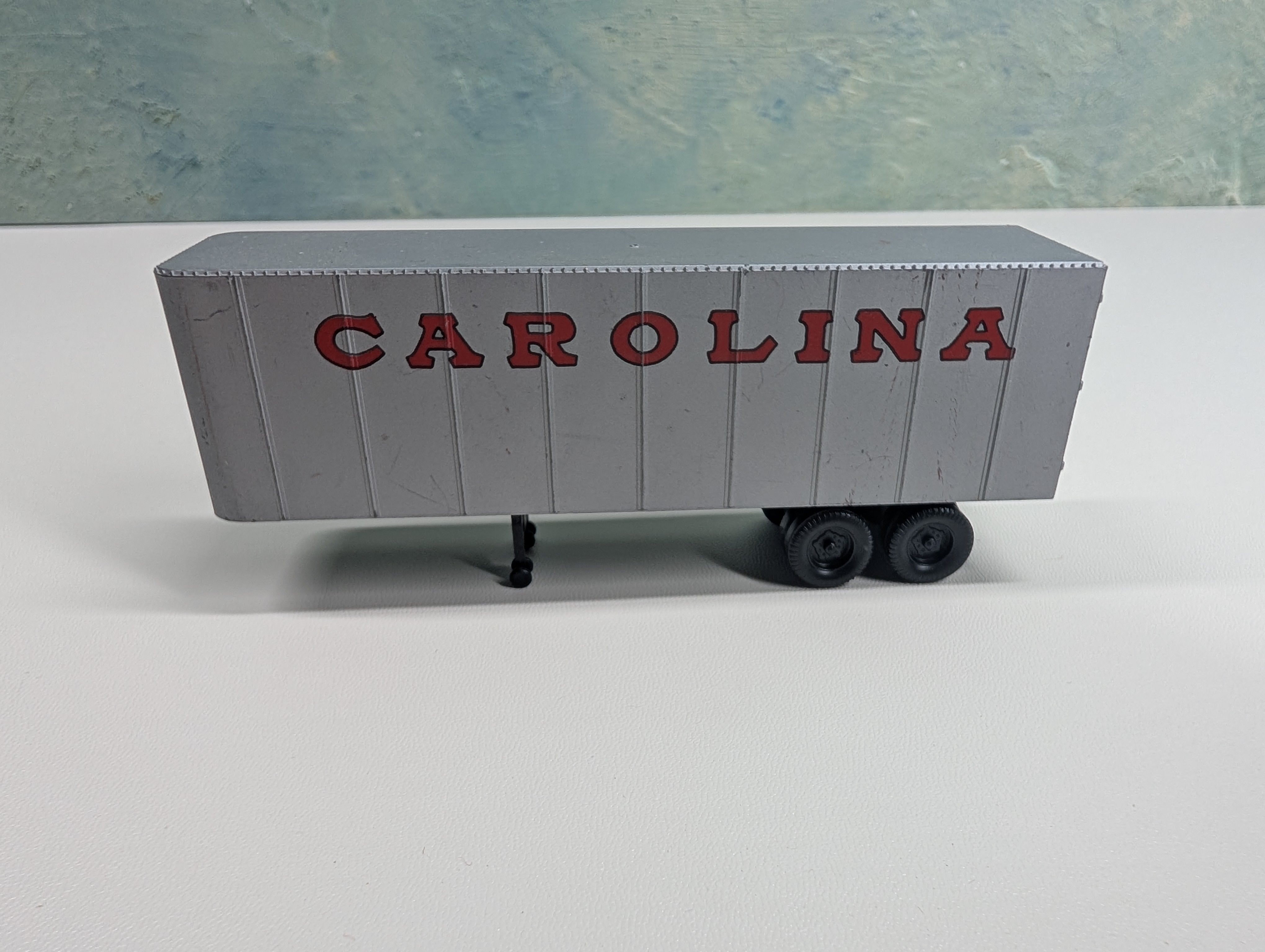 USED Walthers HO Scale 32' Trailer Carolina