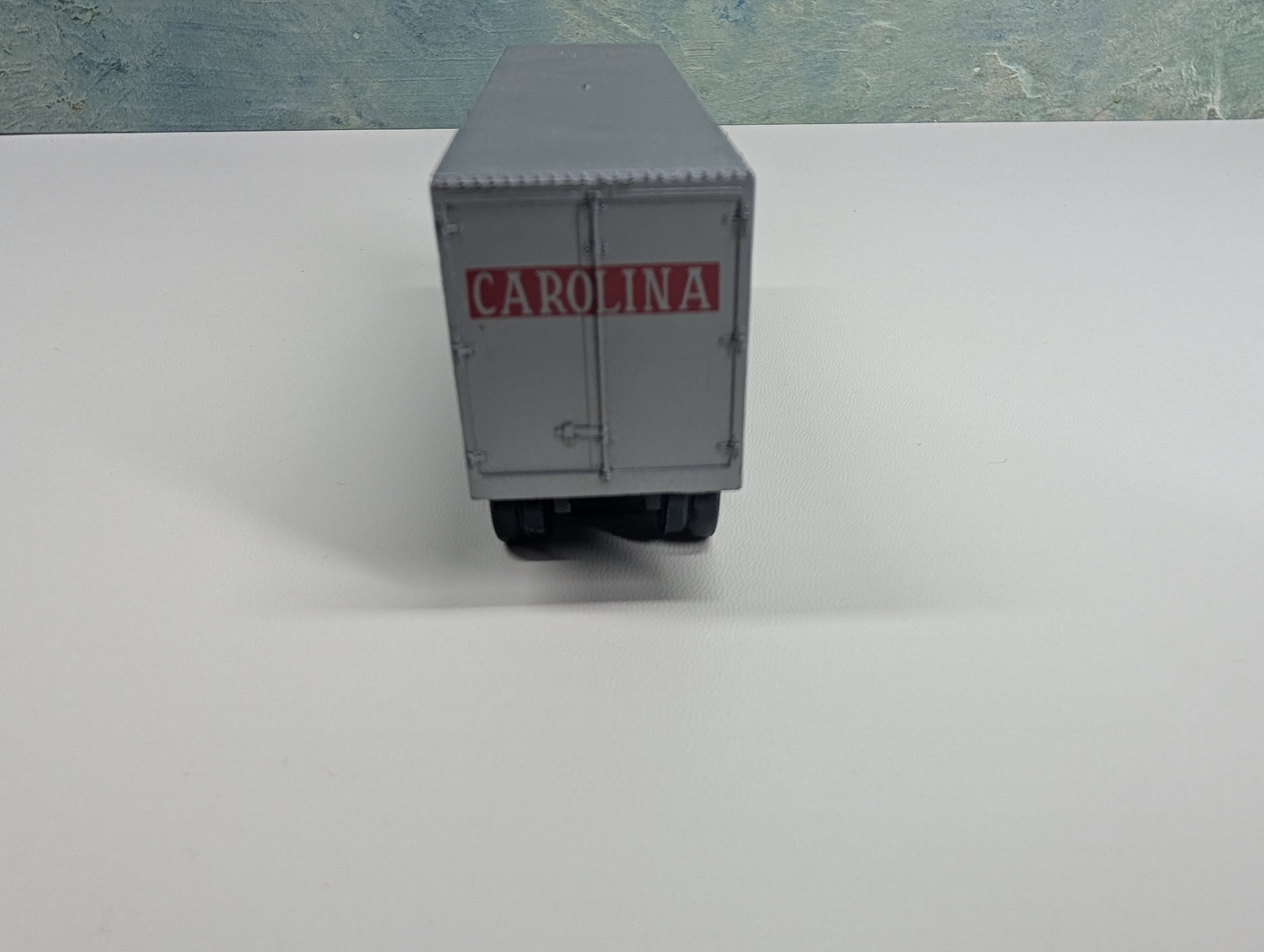 USED Walthers HO Scale 32' Trailer Carolina
