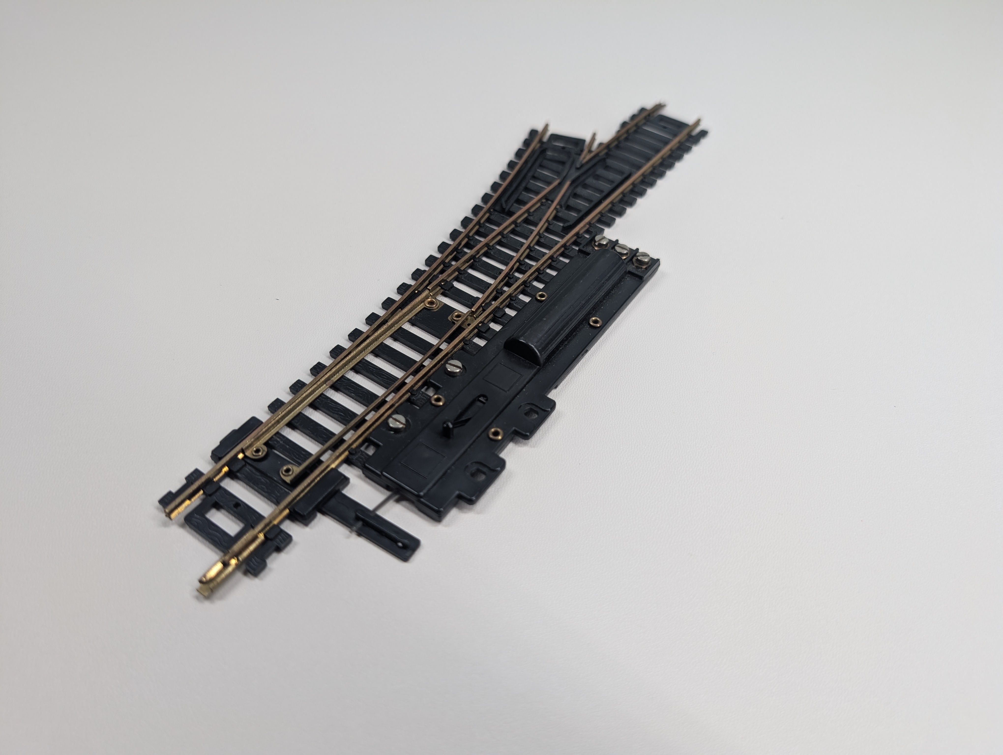 USED AHM HO Scale Left Switch Code 100 Brass Track