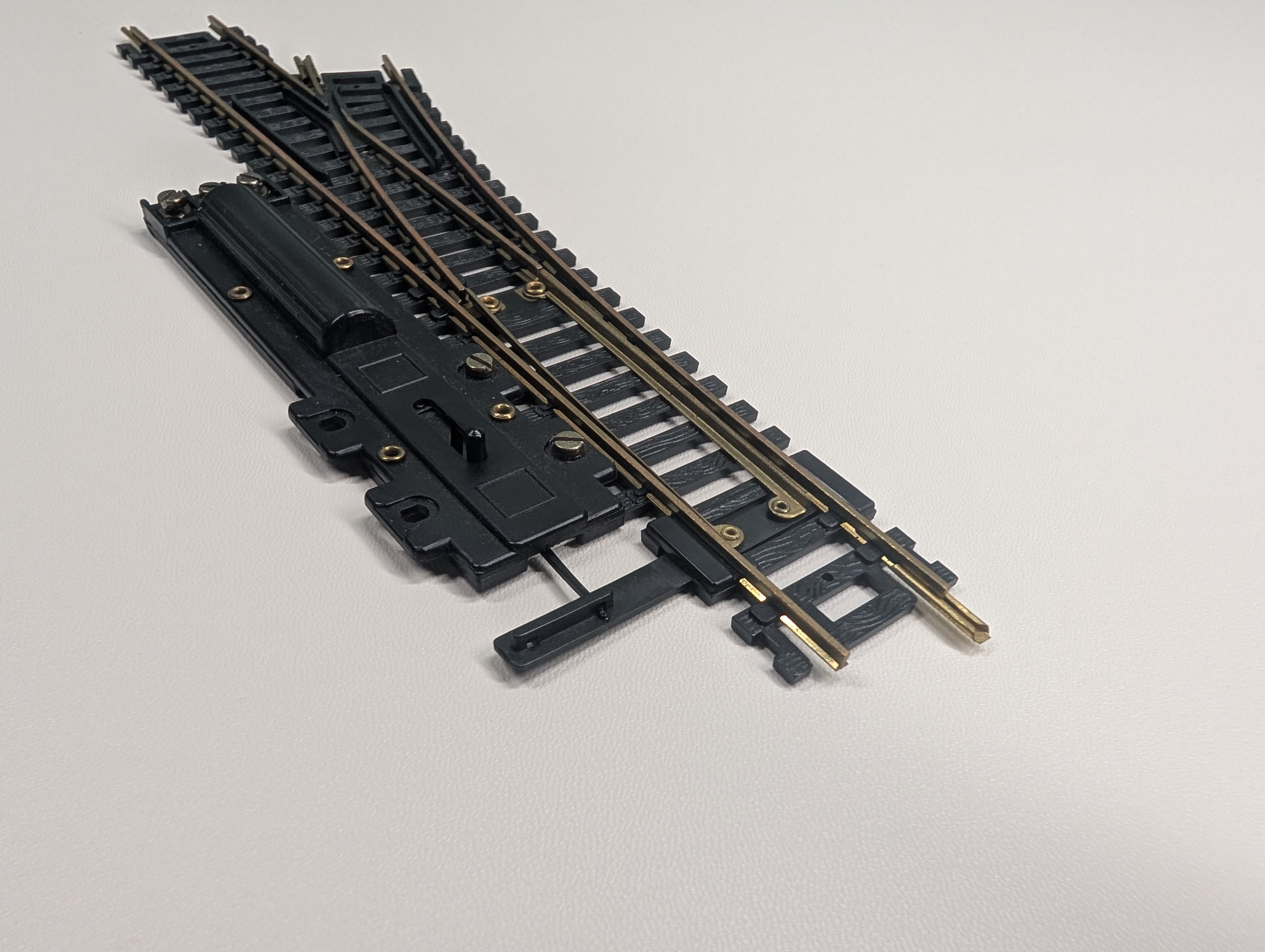 USED AHM HO Scale Right Switch Code 100 Brass Track